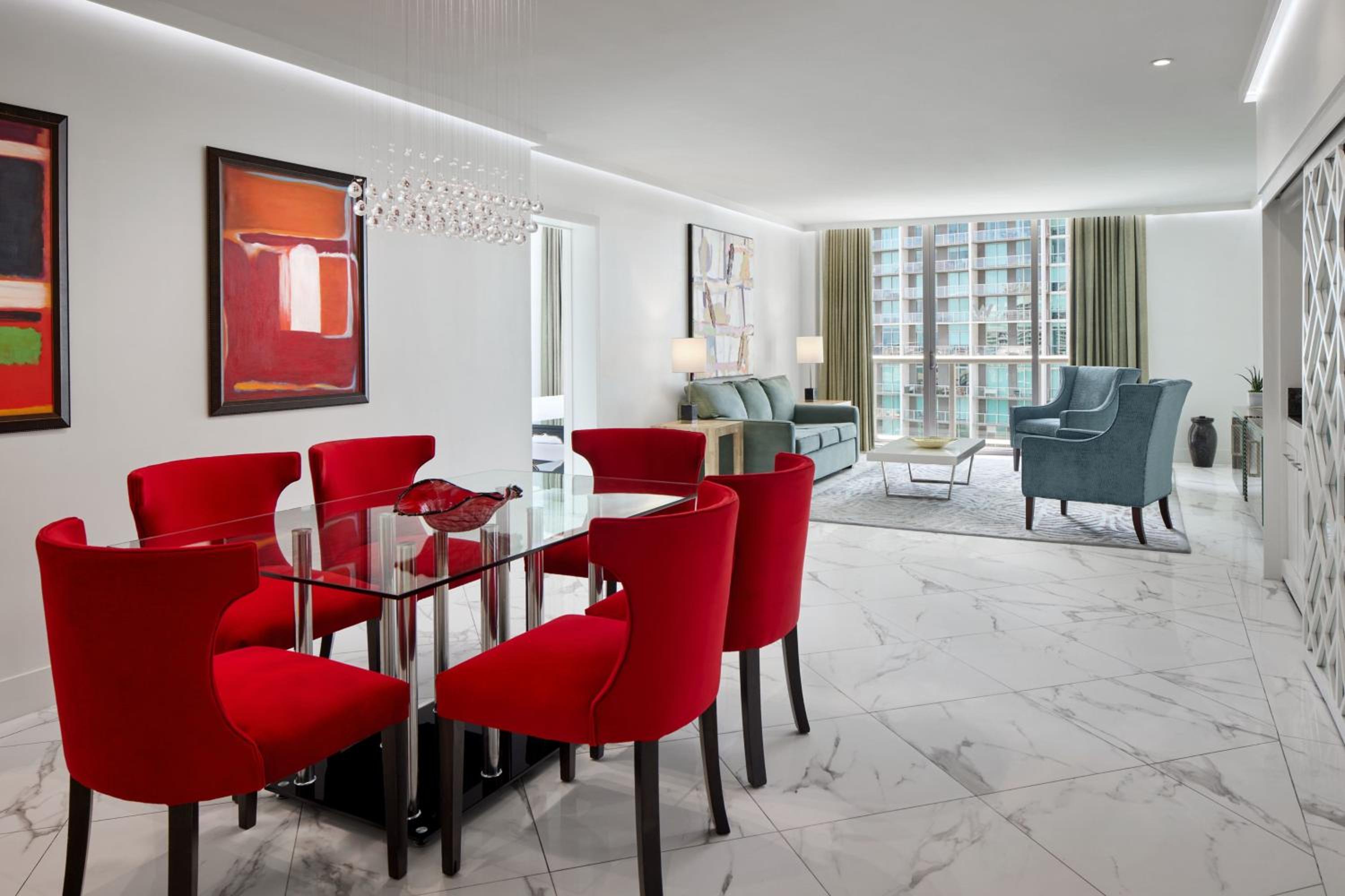 Two-Bedroom Penthouse Large Suite with View thumbnail 5