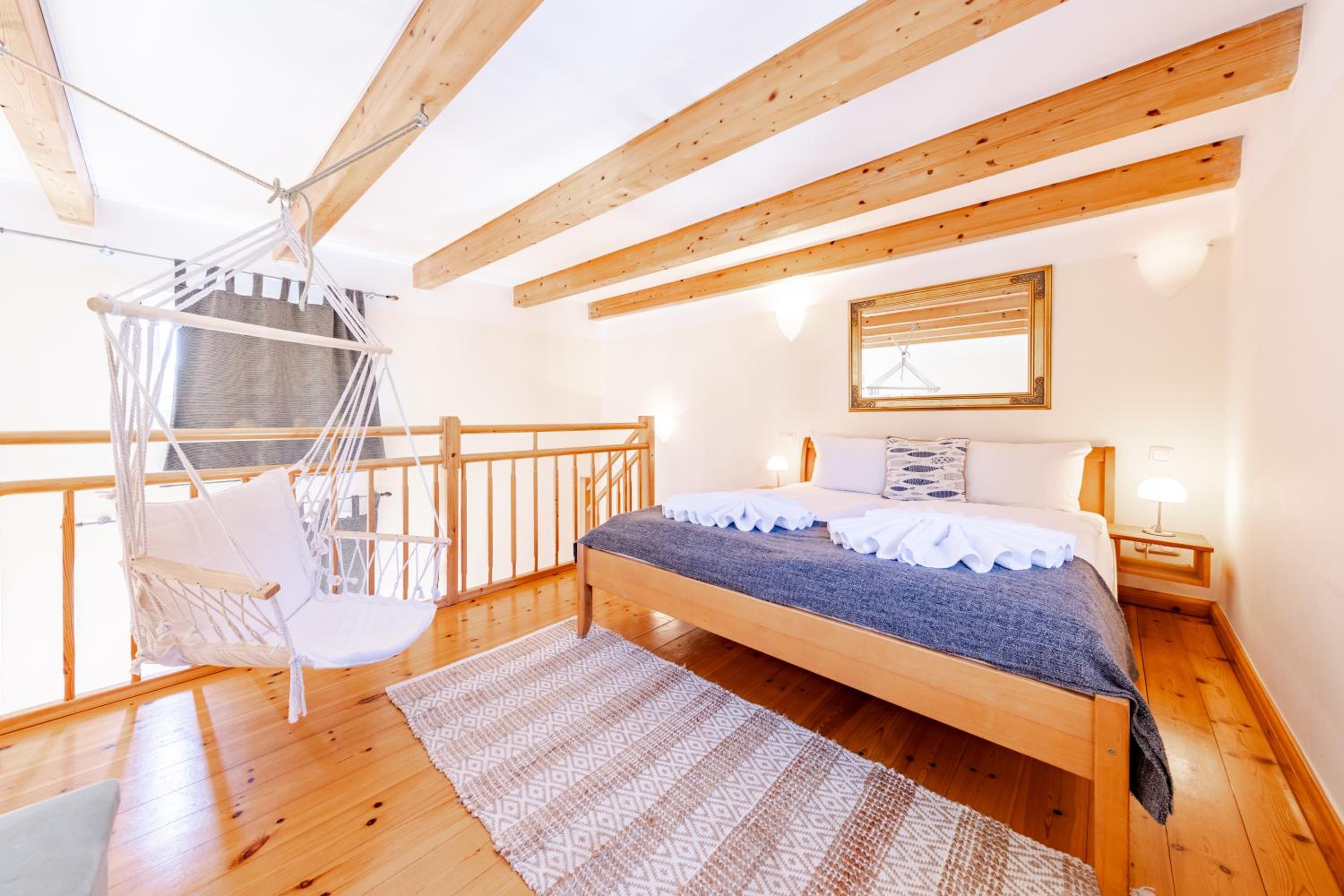 Apartment - Split Level