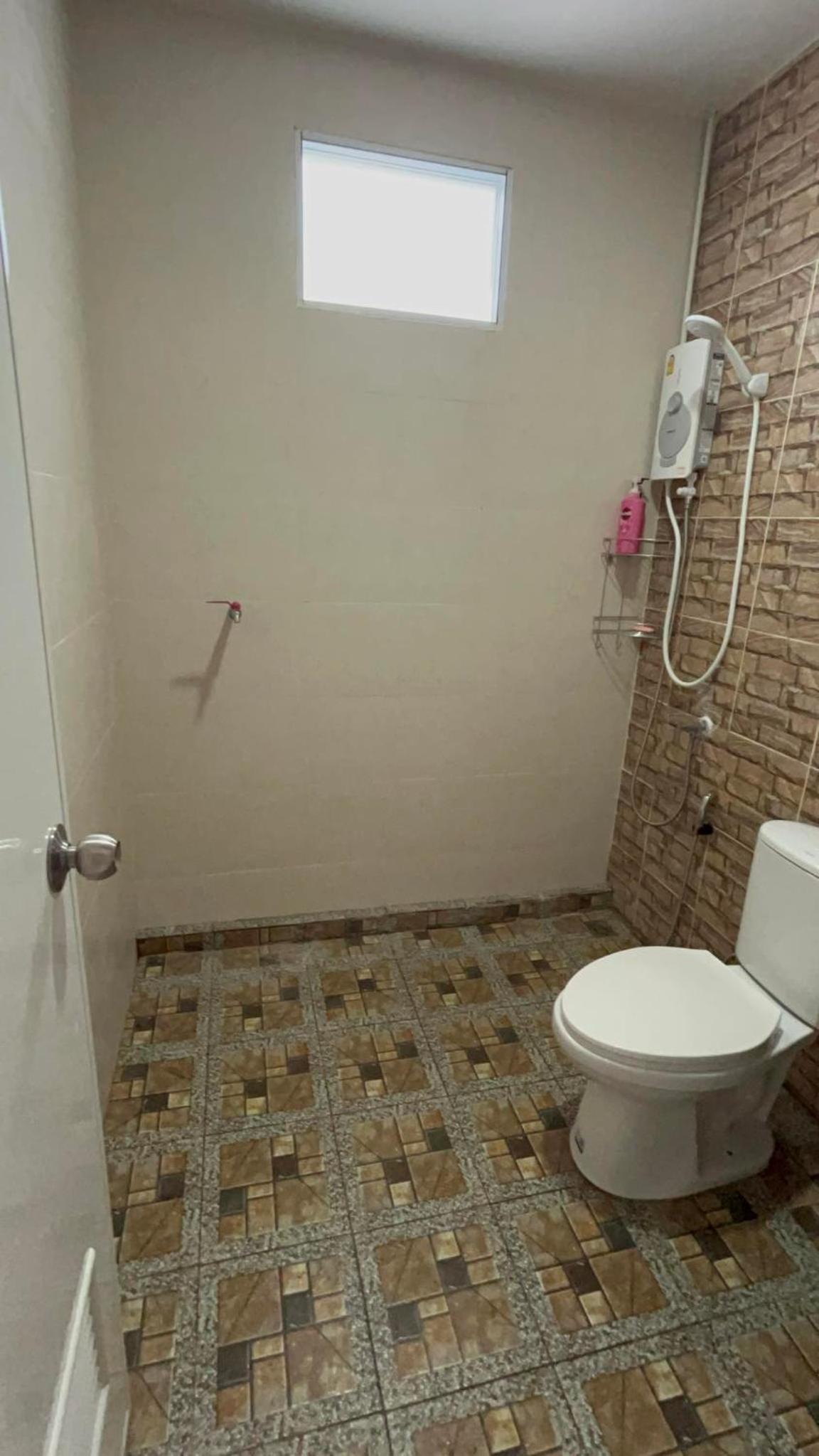 One-Bedroom House photo 2