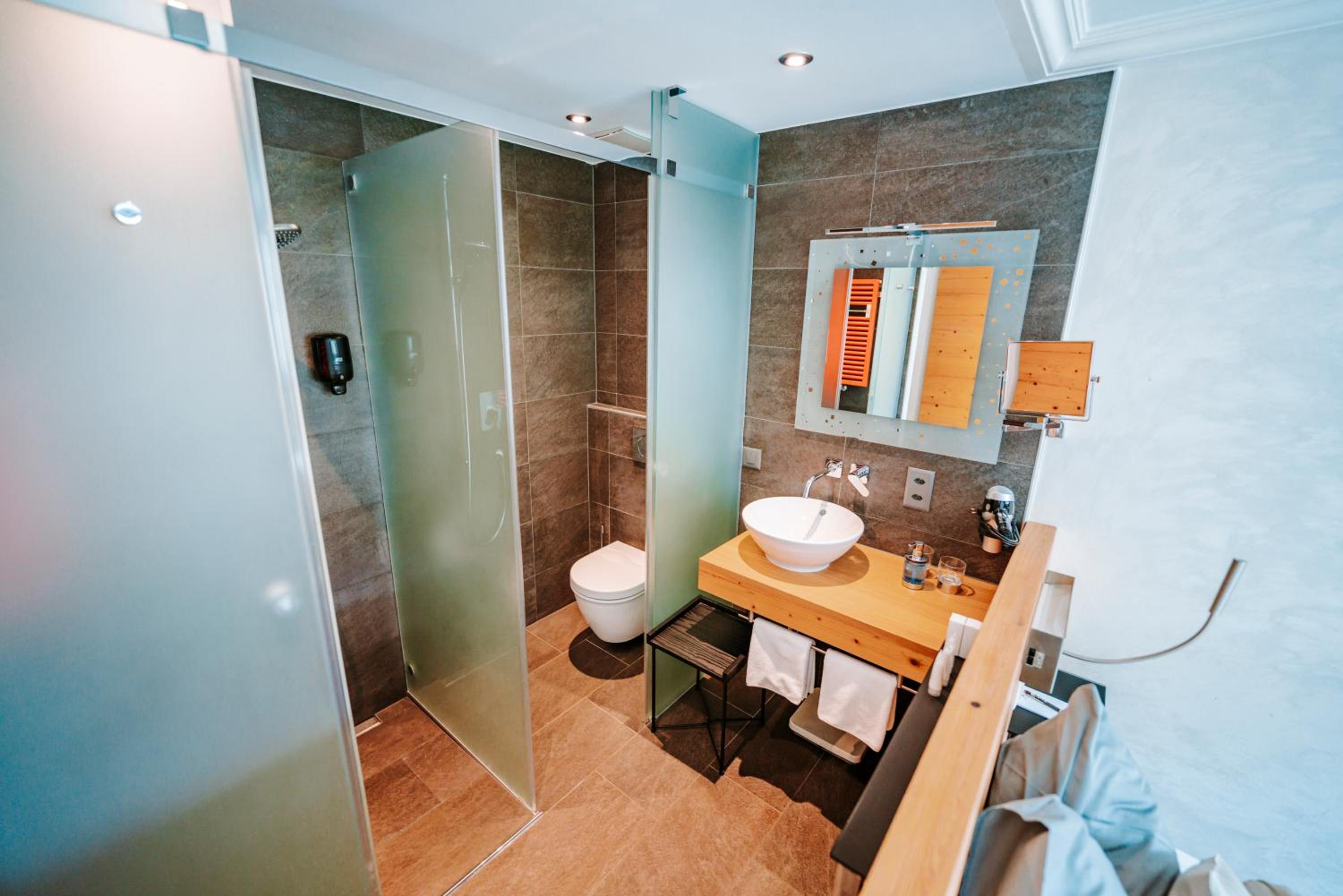 Small Double Room - Photo 4