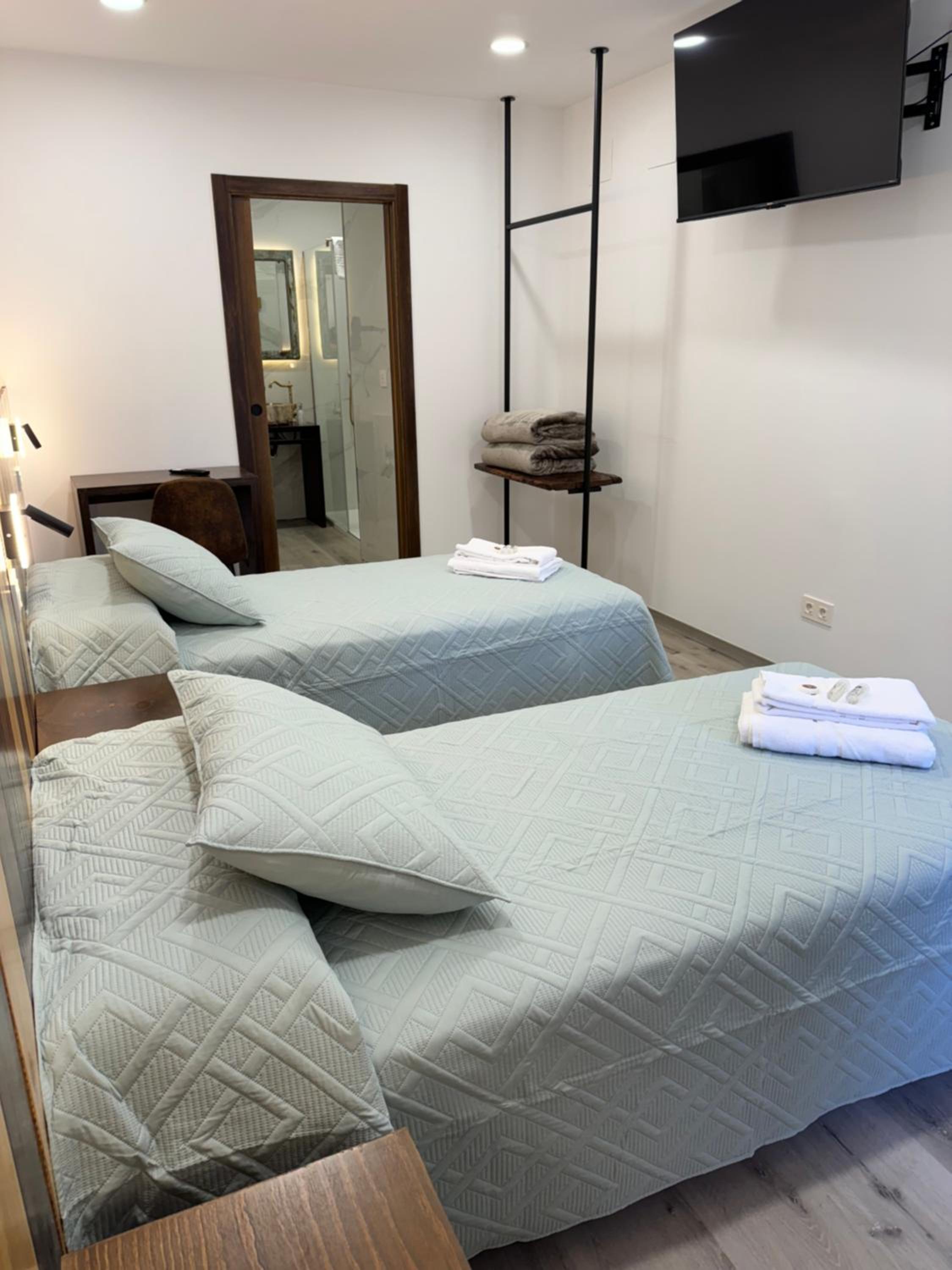 Deluxe Double Room photo 2