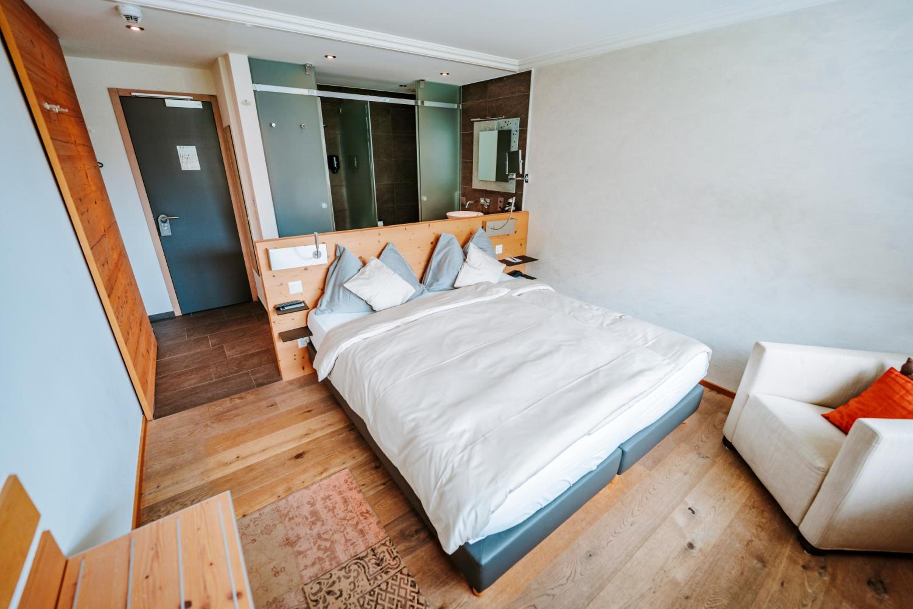 Small Double Room - Photo 2