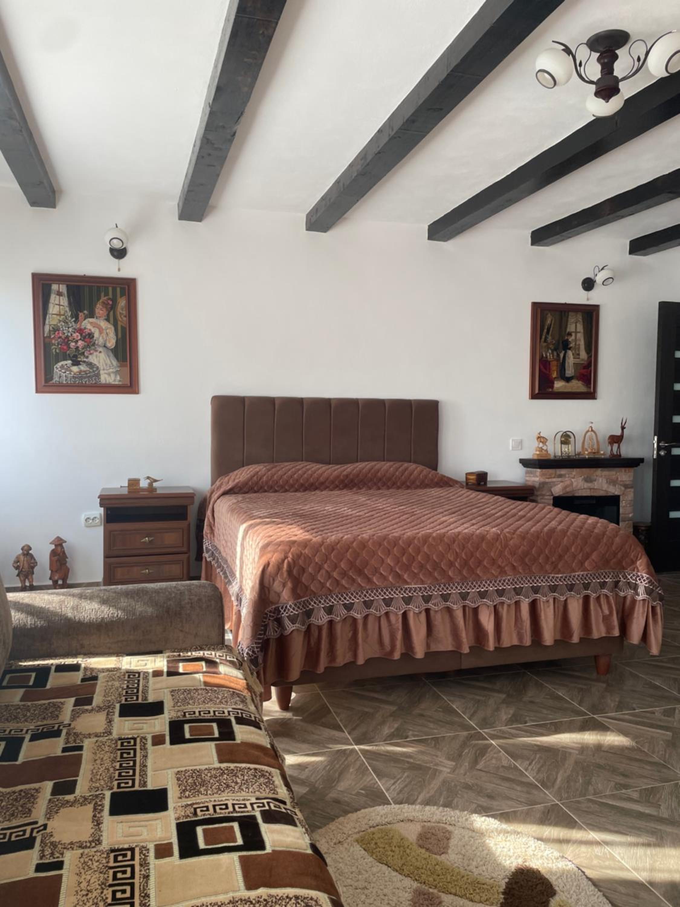 One-Bedroom House photo 1