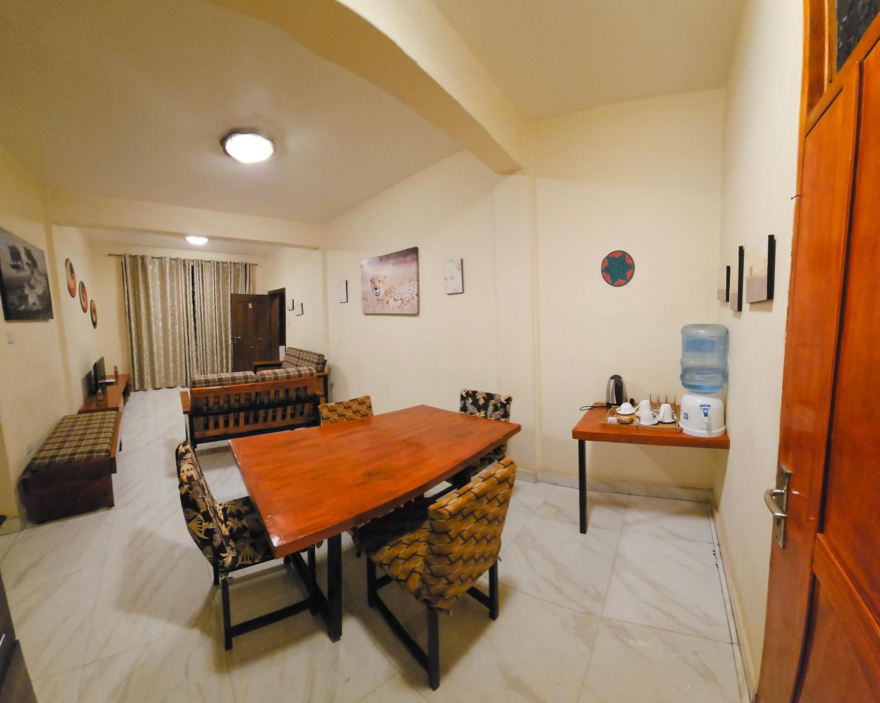 Three-Bedroom Apartment photo 1