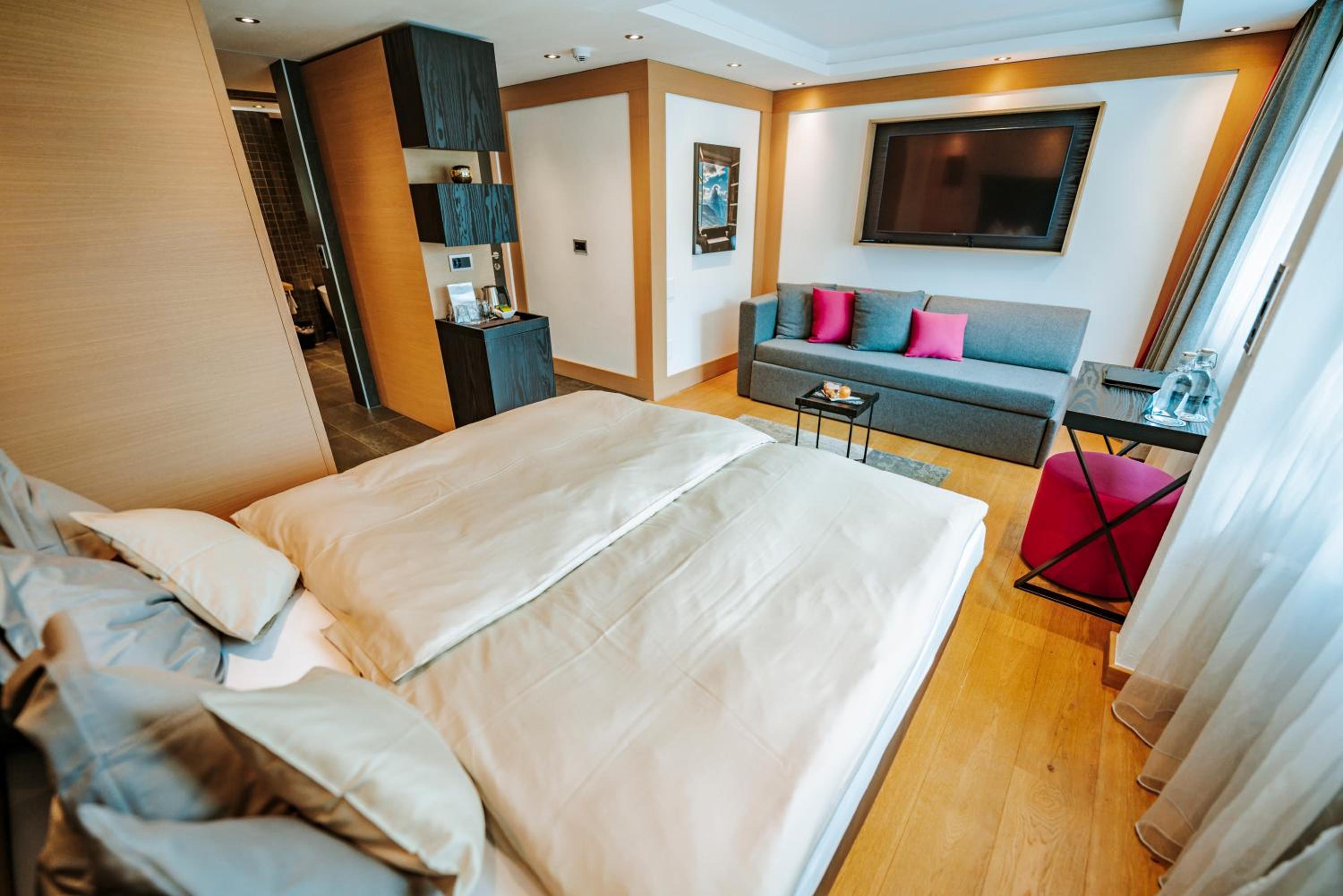 Superior Double or Twin Room - Photo 4