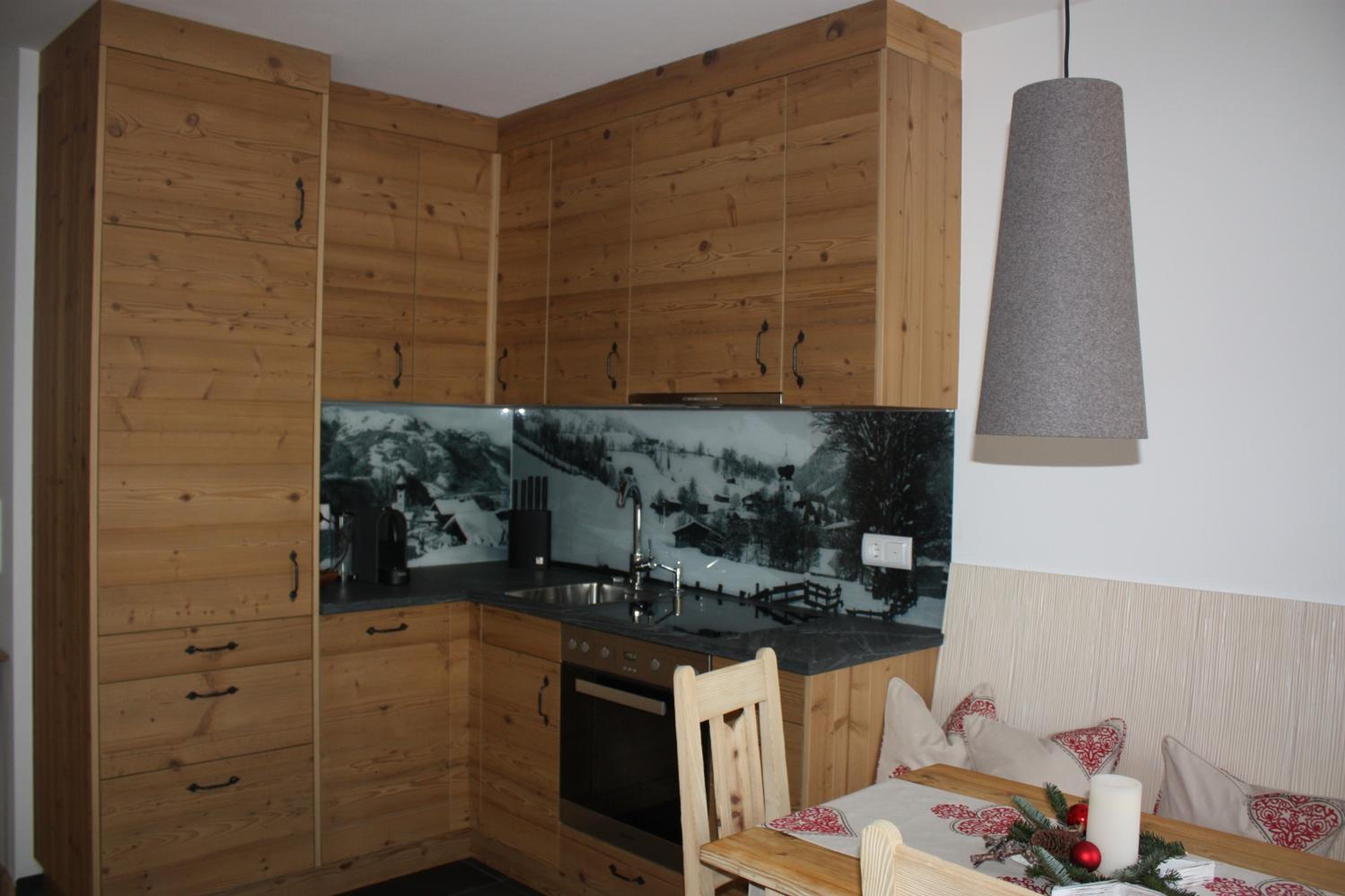 One-Bedroom Apartment with Balcony photo 3