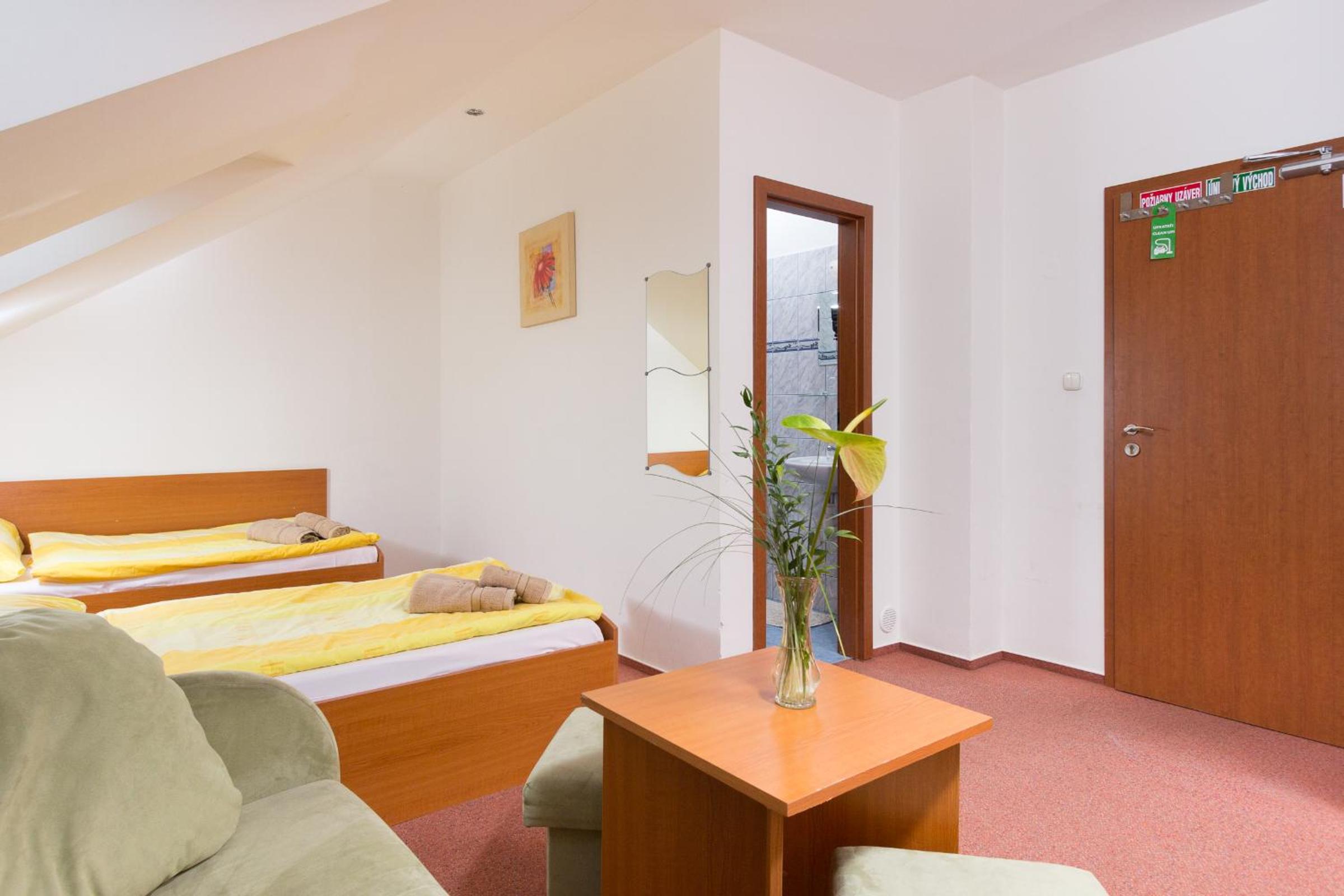 Triple Room photo 2