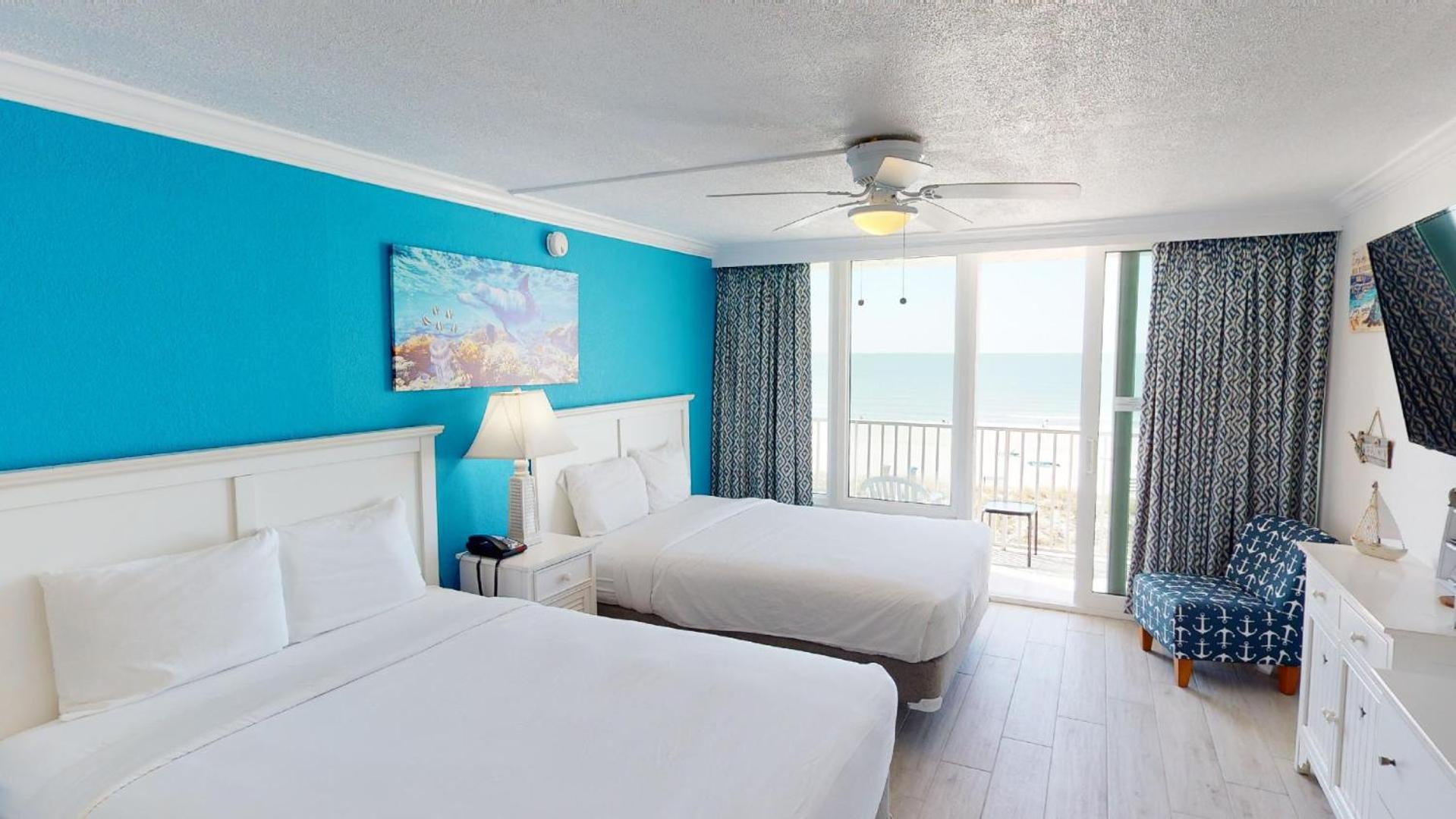 Deluxe Double Room with Balcony and Sea View