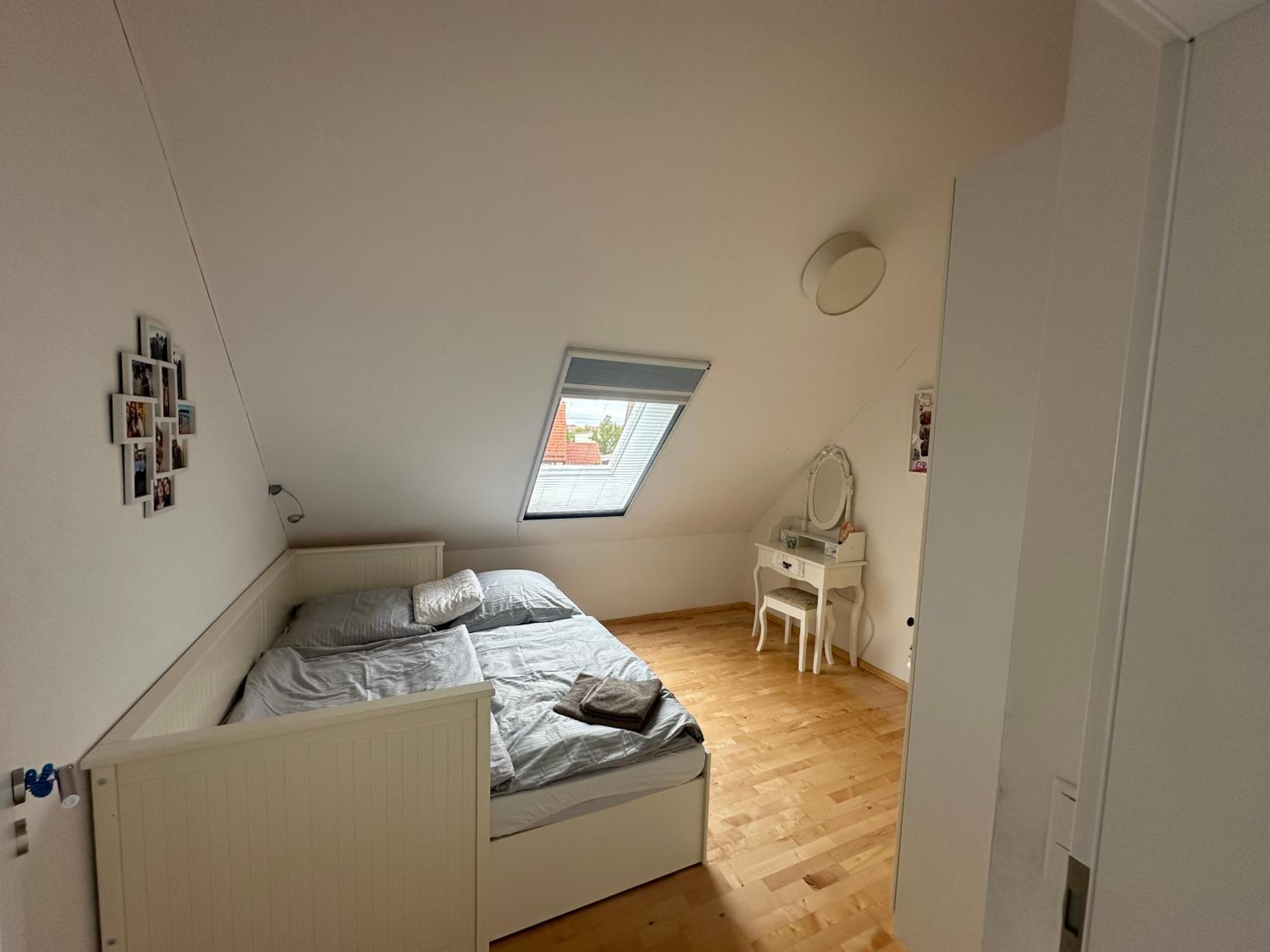 Double Room With Shared Bathroom