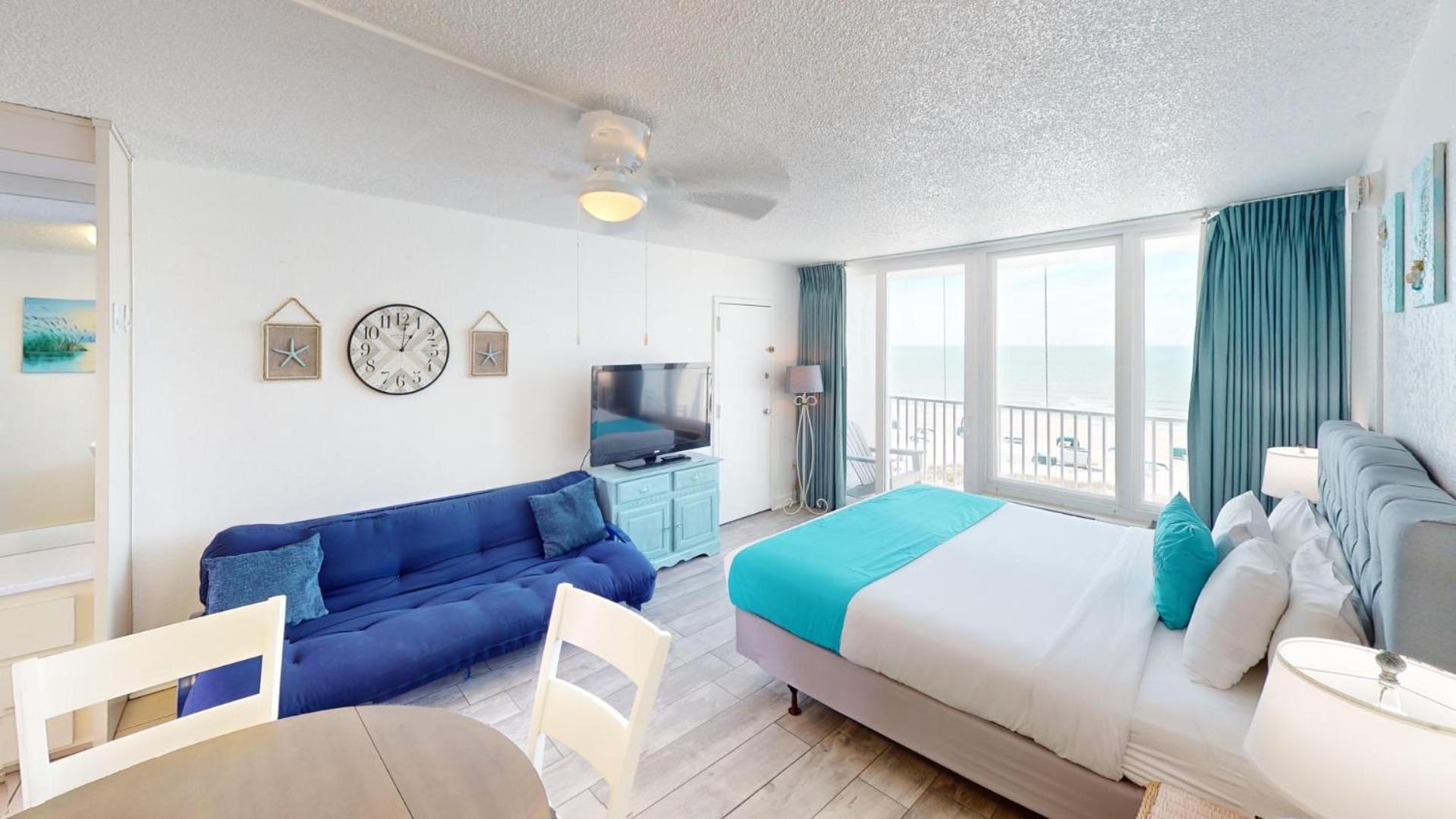 Standard King Ocean View - 508 - Photo 2