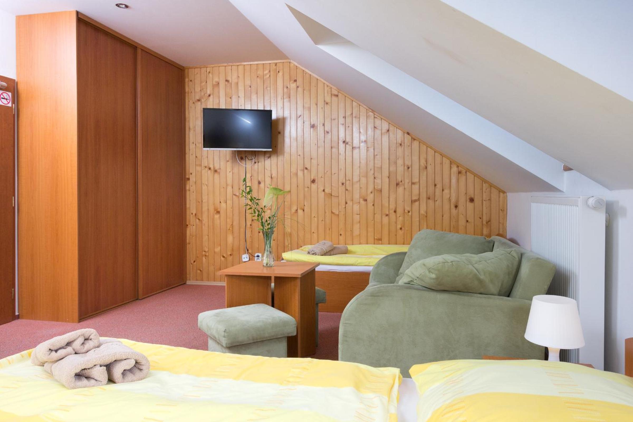 Triple Room photo 3