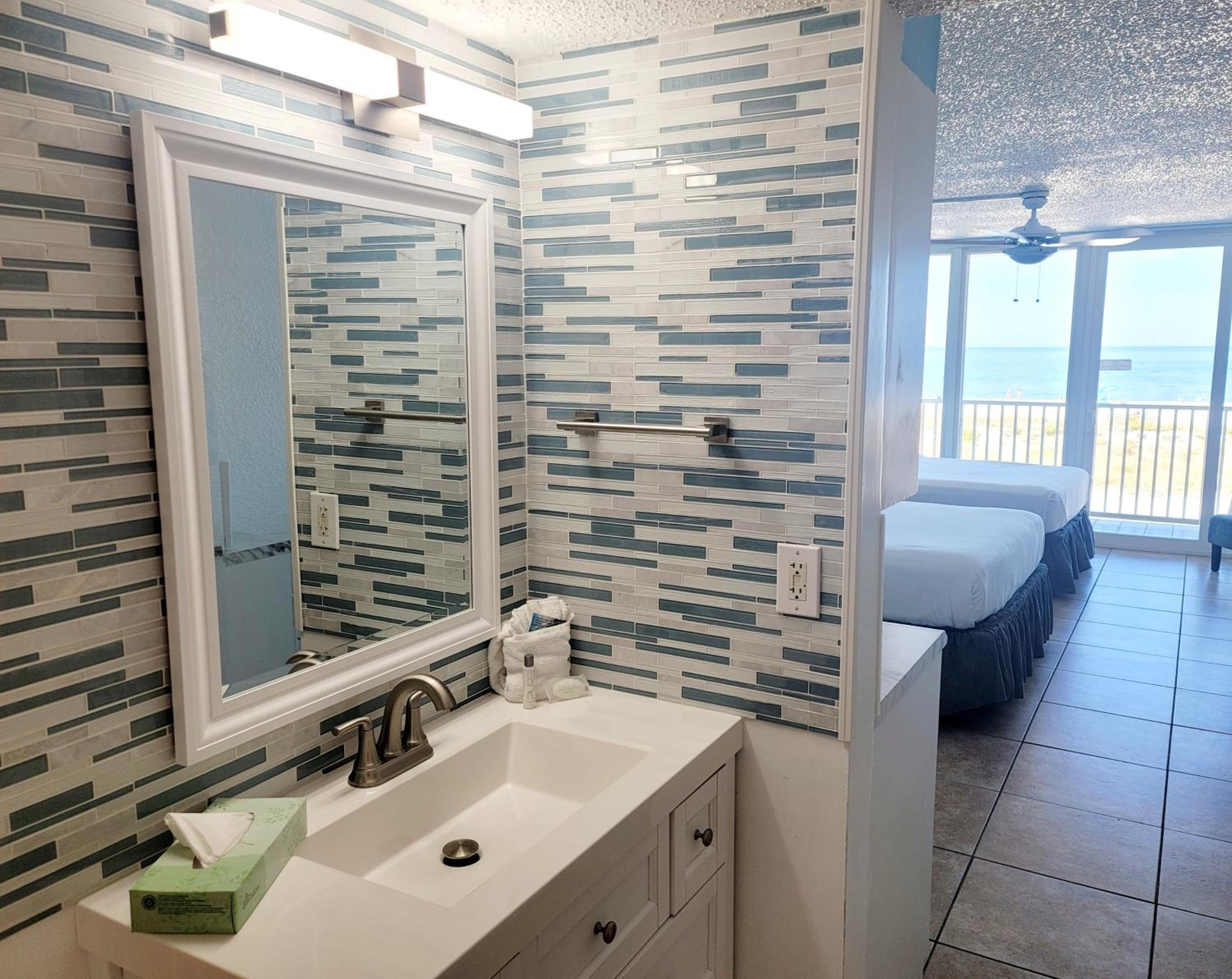 Basic, 2 Double Ocean View - 214 - Photo 2