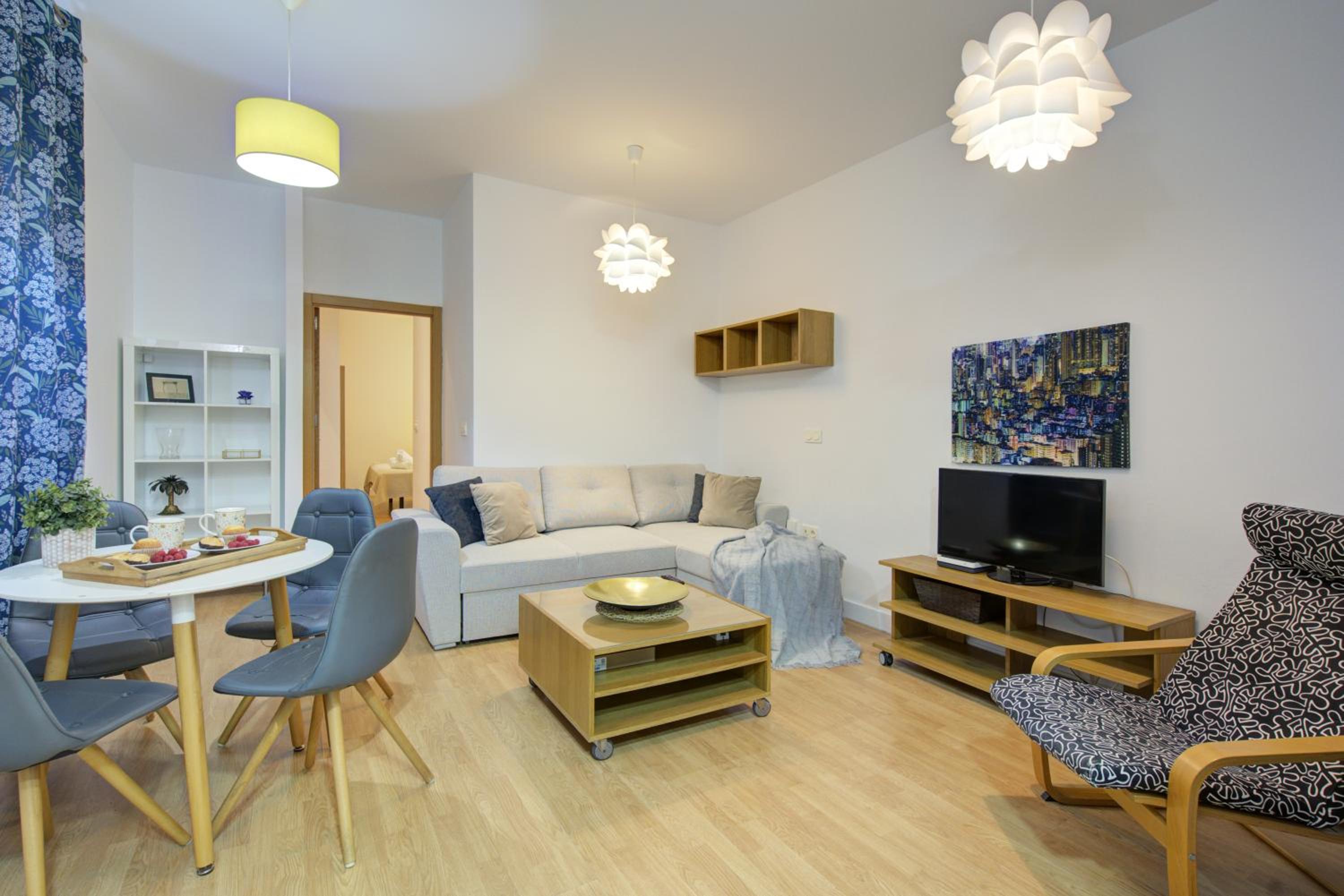 One-Bedroom Apartment