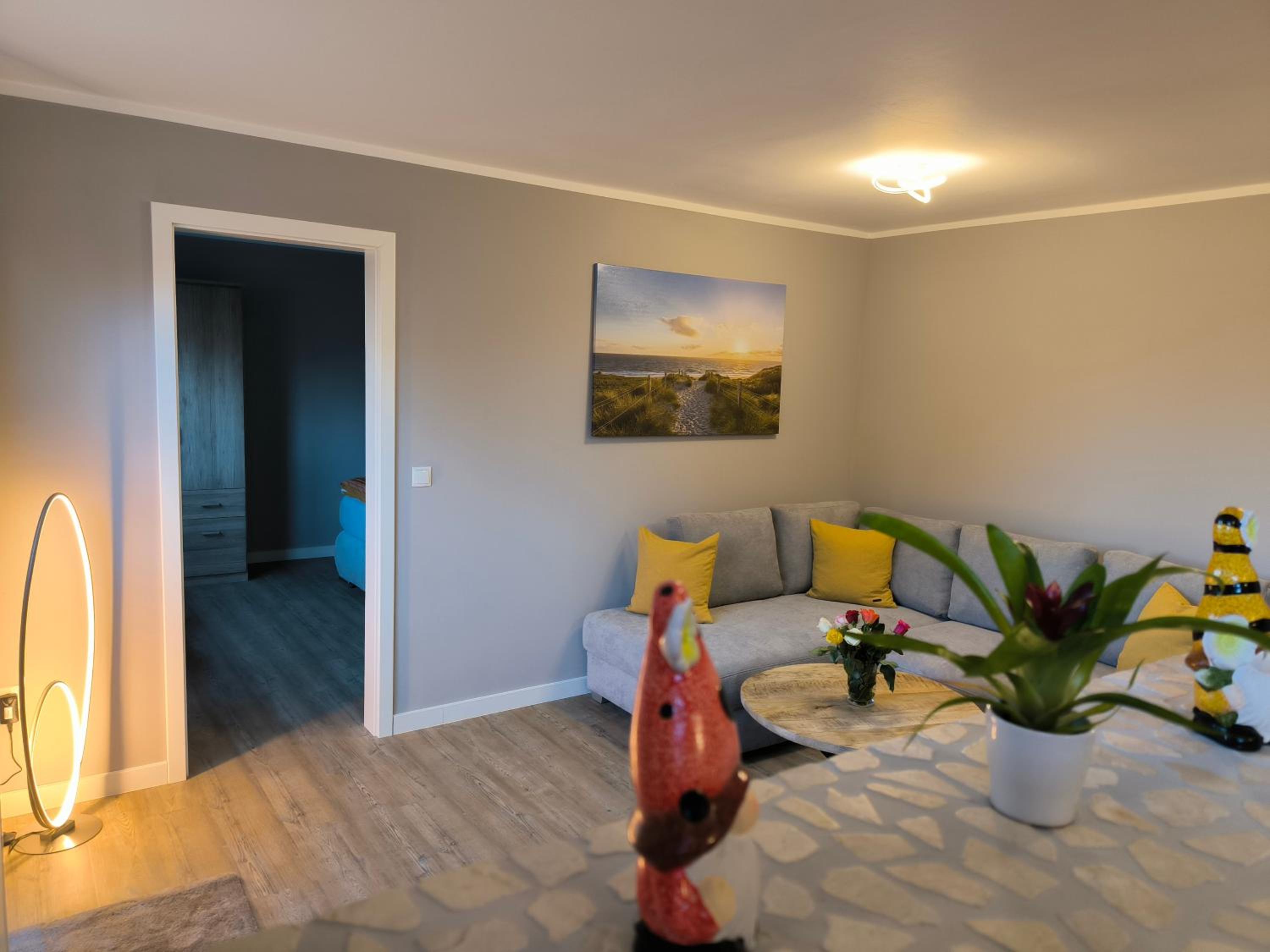 One-Bedroom Apartment photo 2
