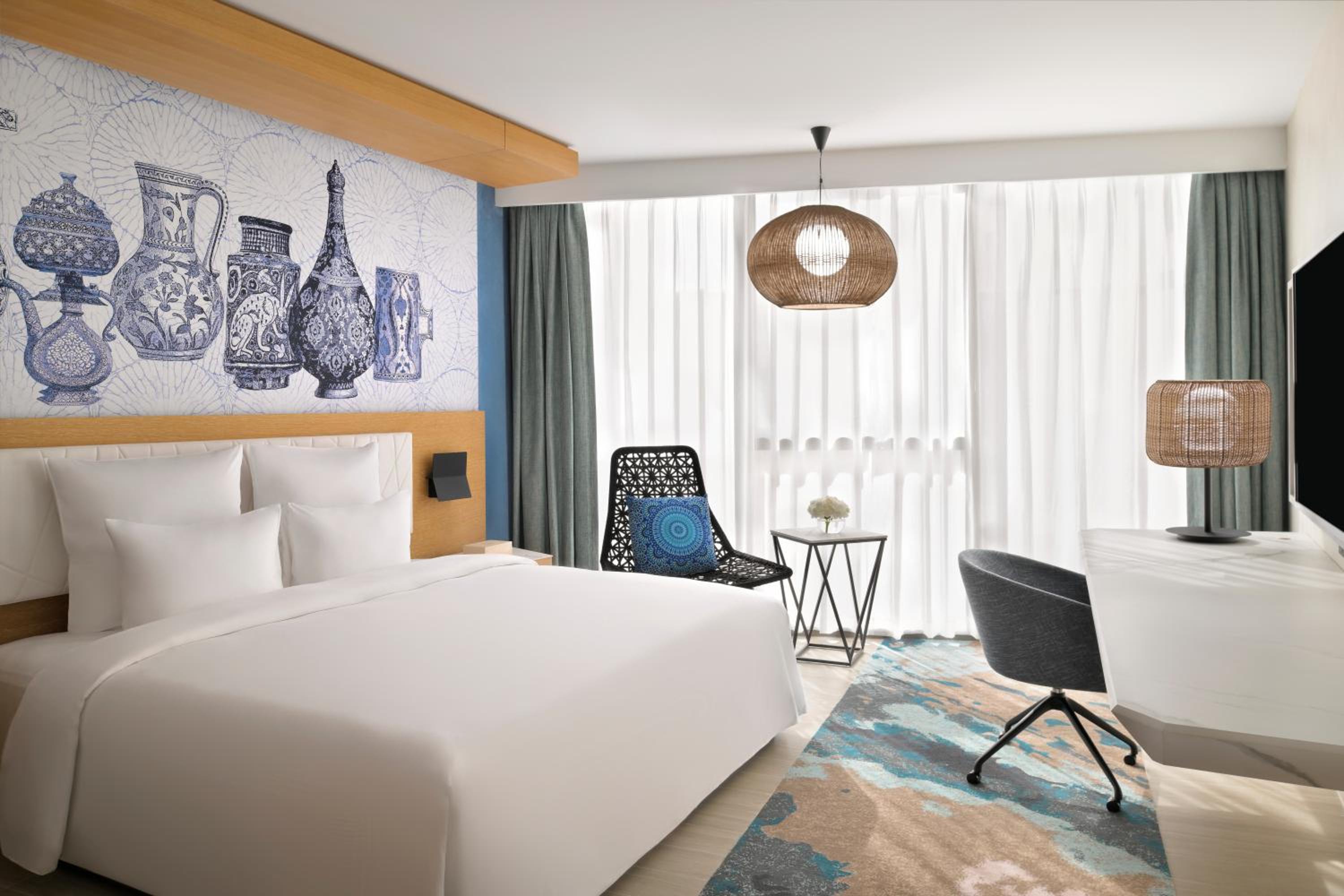 Superior King Room - Photo 7
