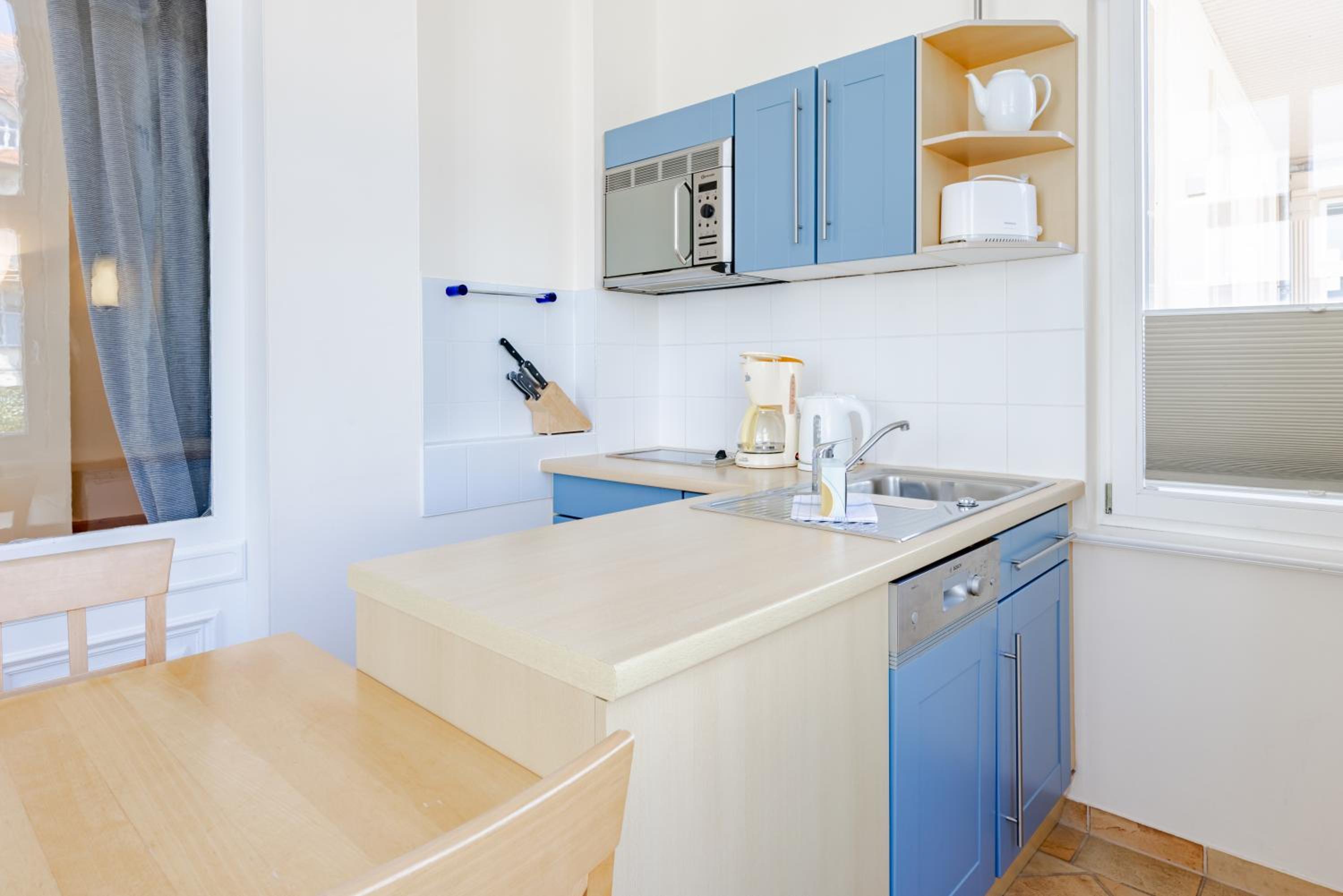 Apartment thumbnail 5
