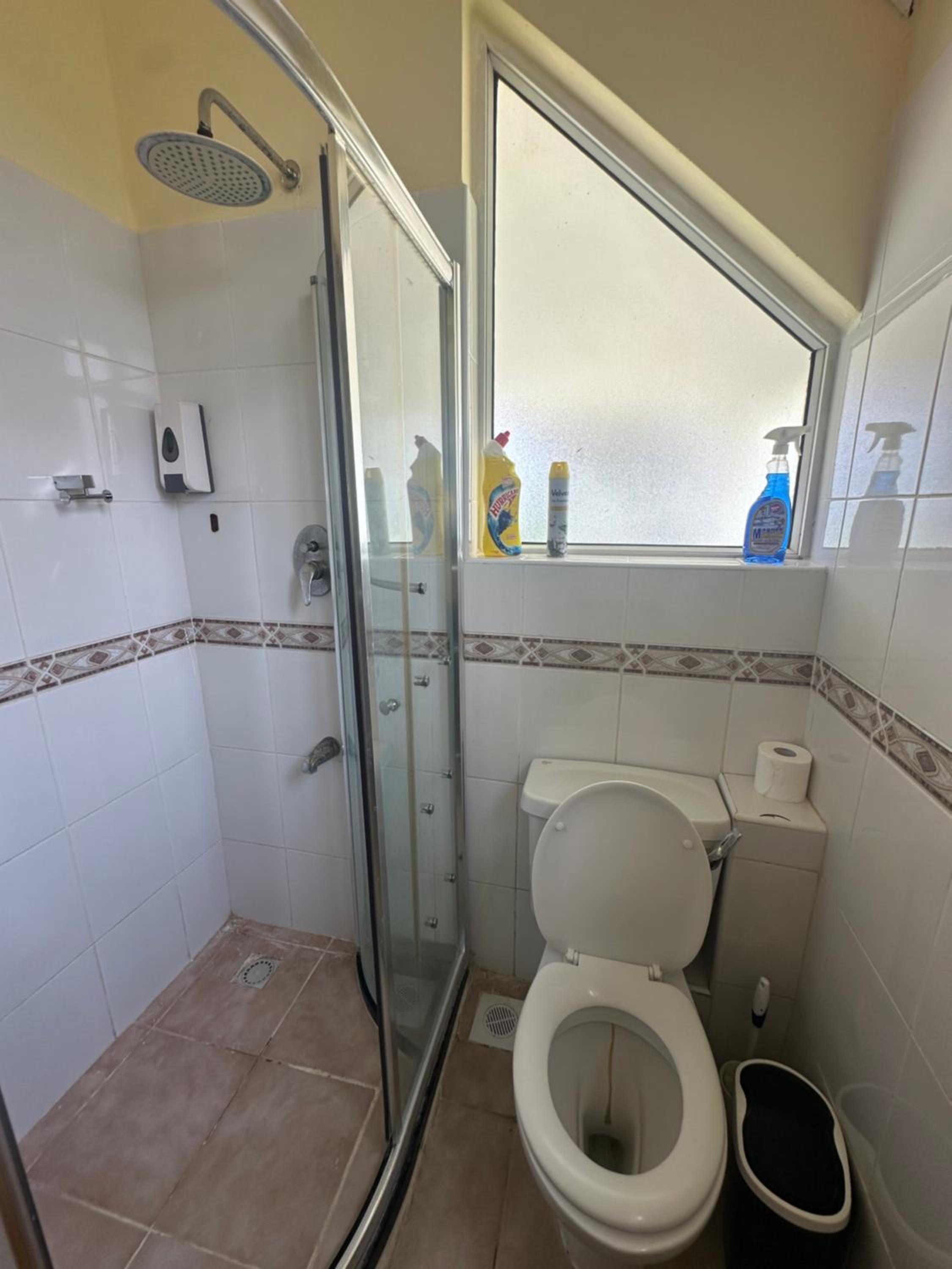 Three-Bedroom Villa photo 2