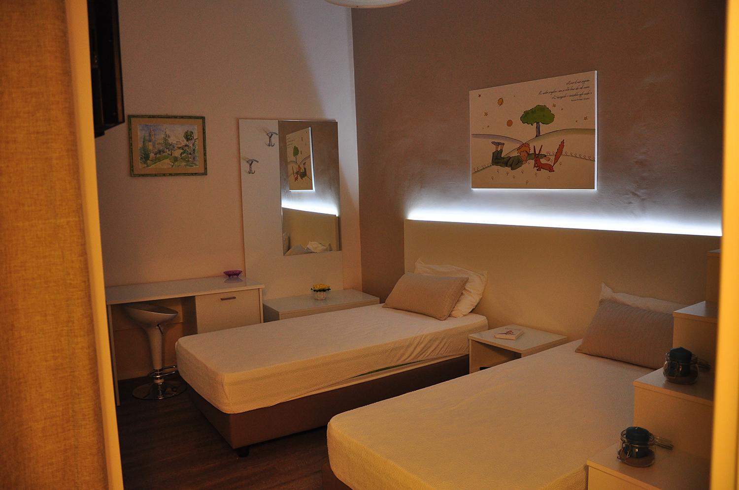 Double or Twin Room - Photo 3