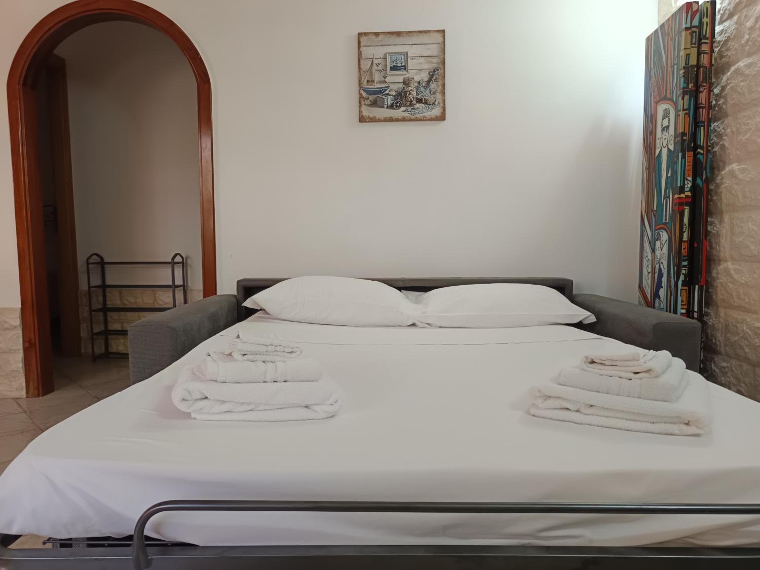Two-Bedroom House photo 2