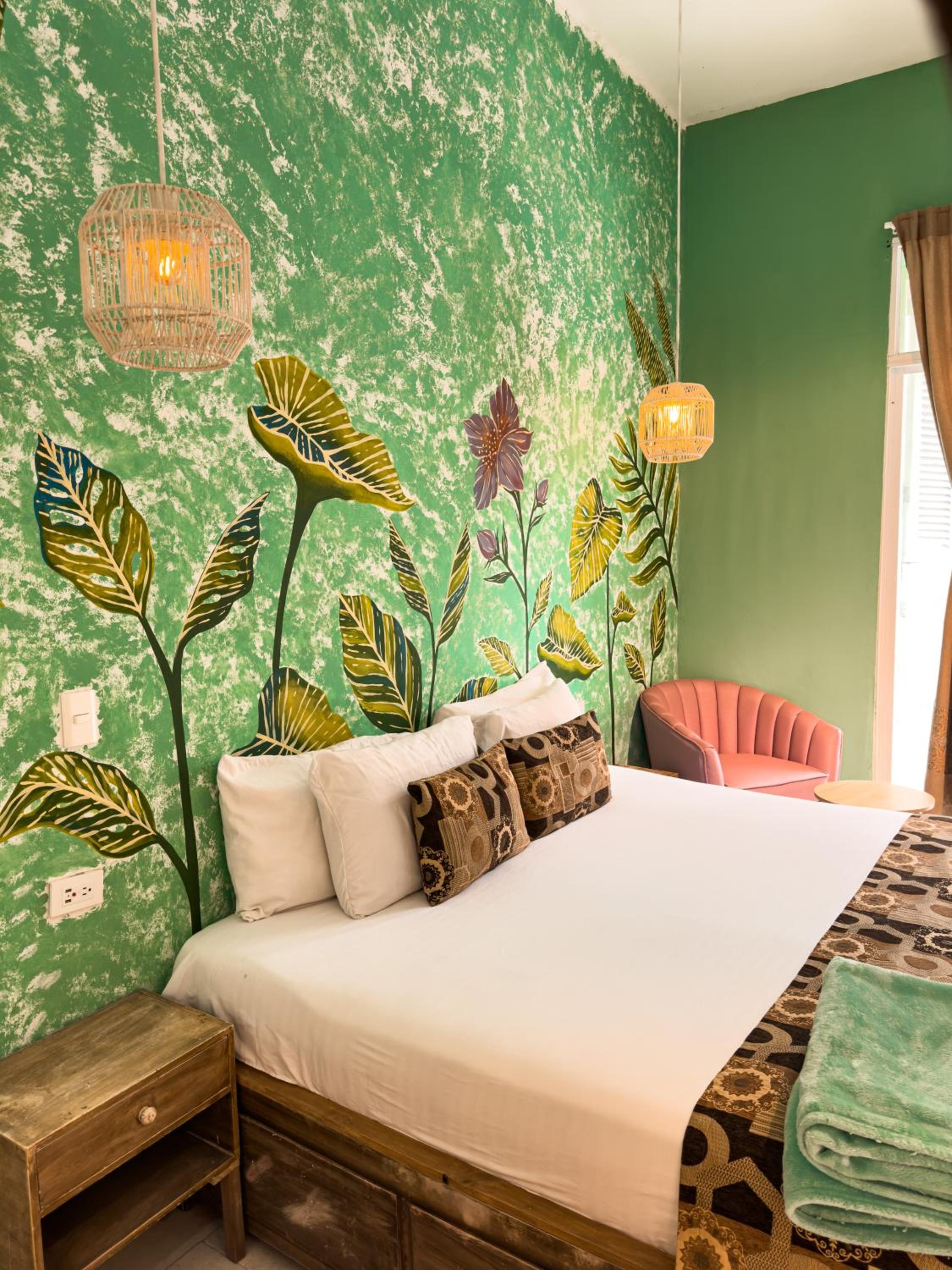 Double Room - Photo 12