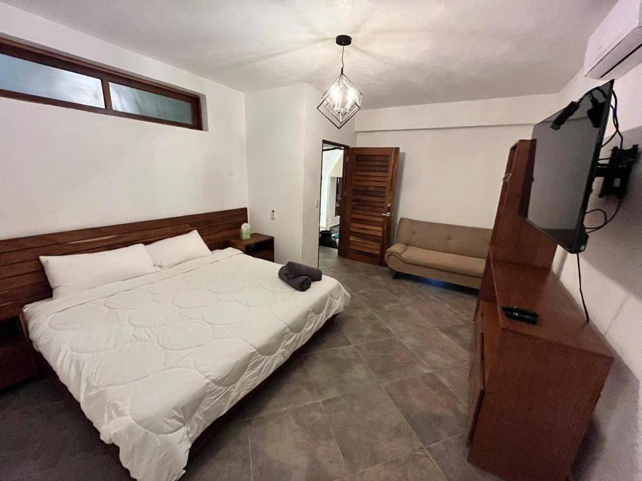 Luxury Triple Room - Photo 9
