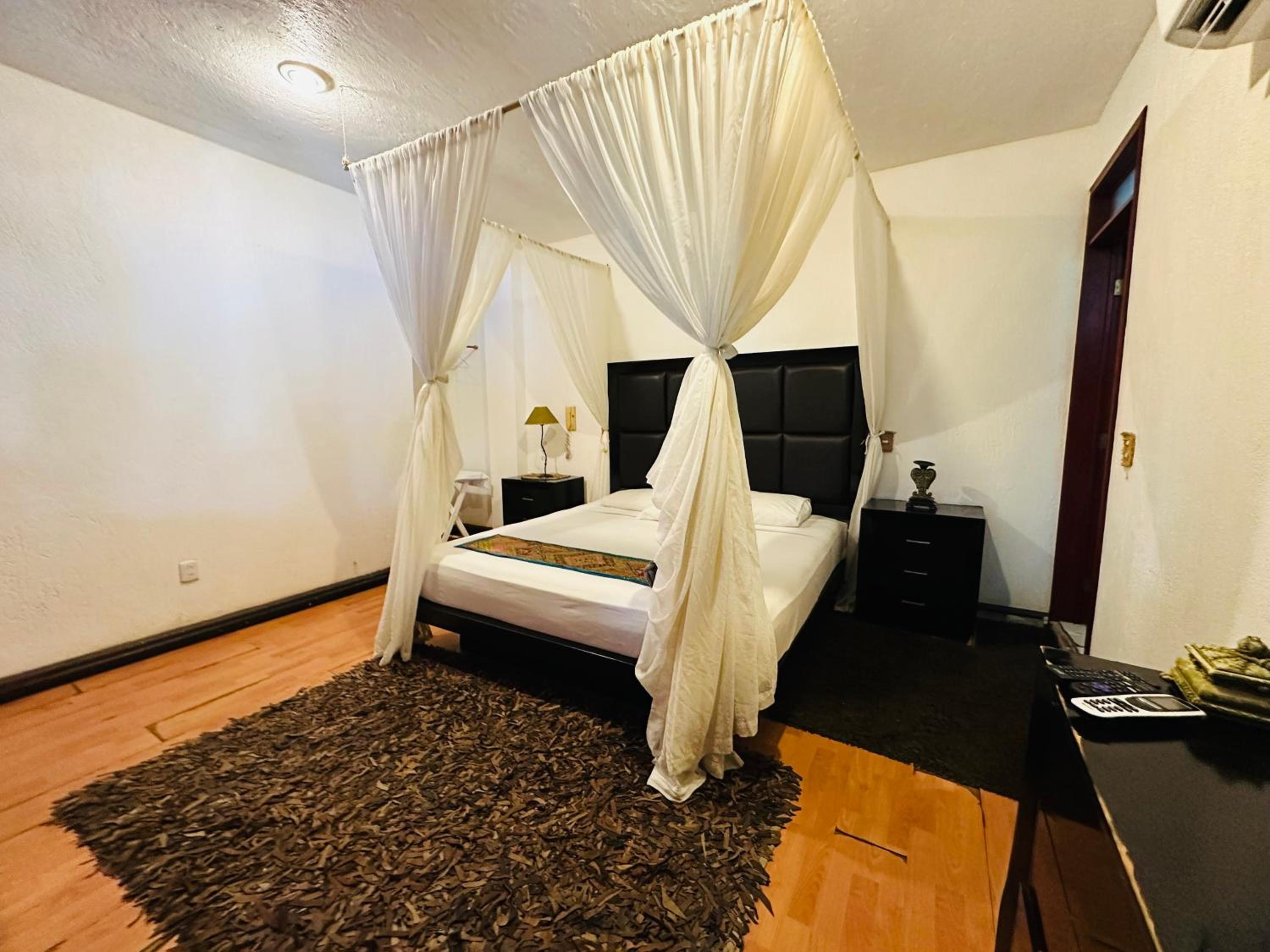 Standard Double Room - Photo 1