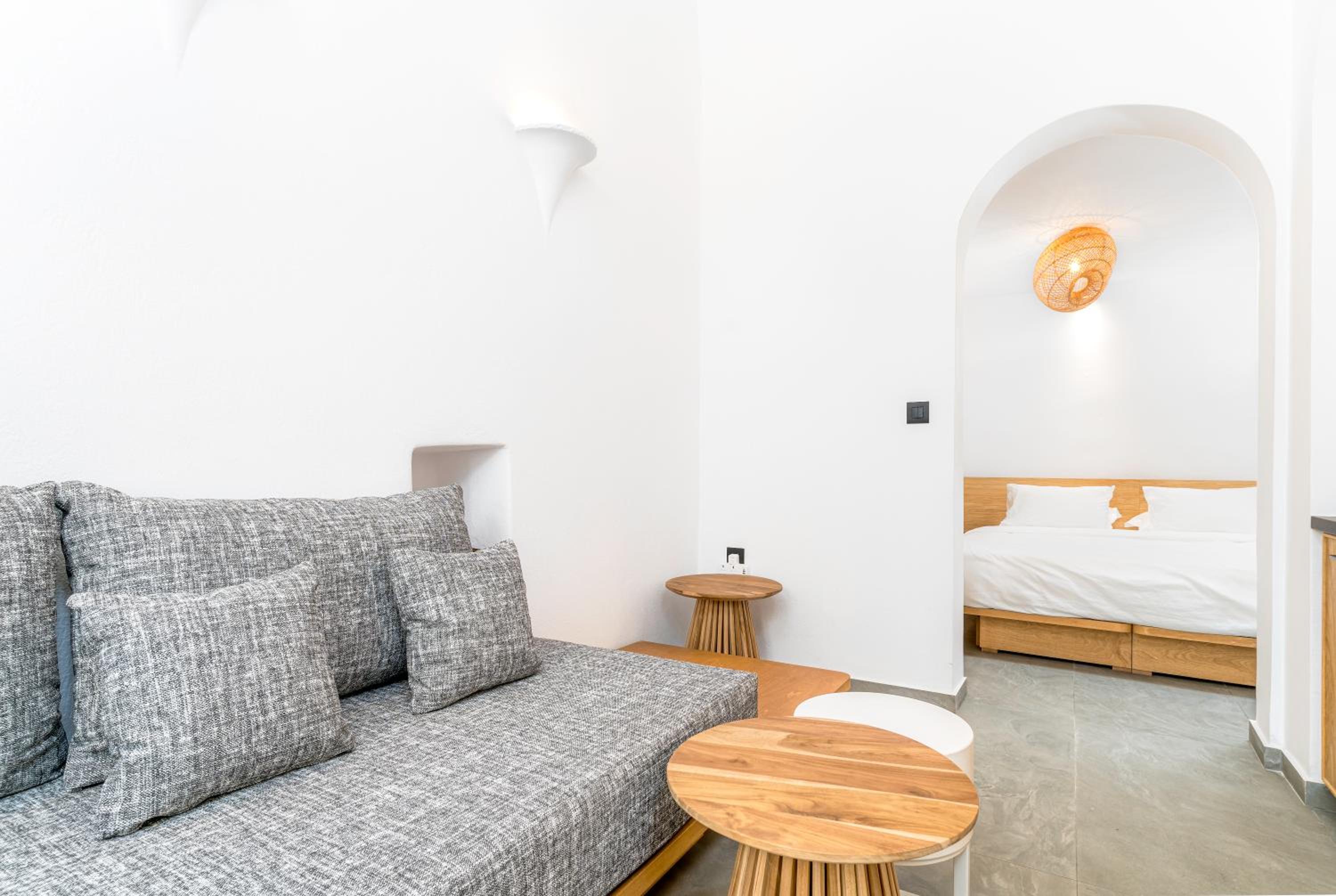 Apartment - Photo 2