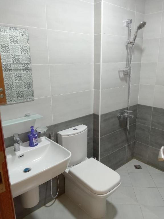 6-Bed Female Dormitory Room photo 2