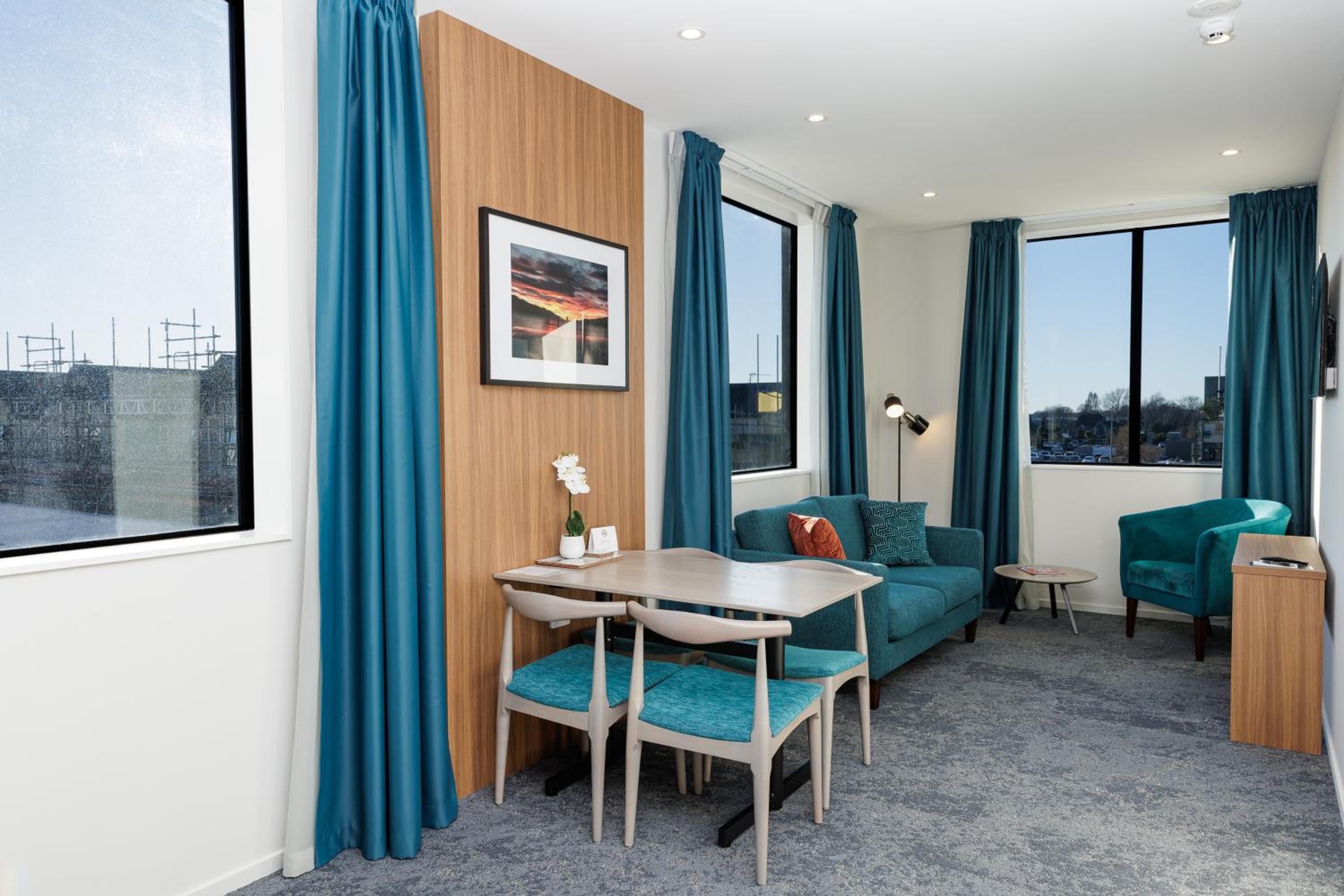 One-Bedroom Apartment - Photo 6