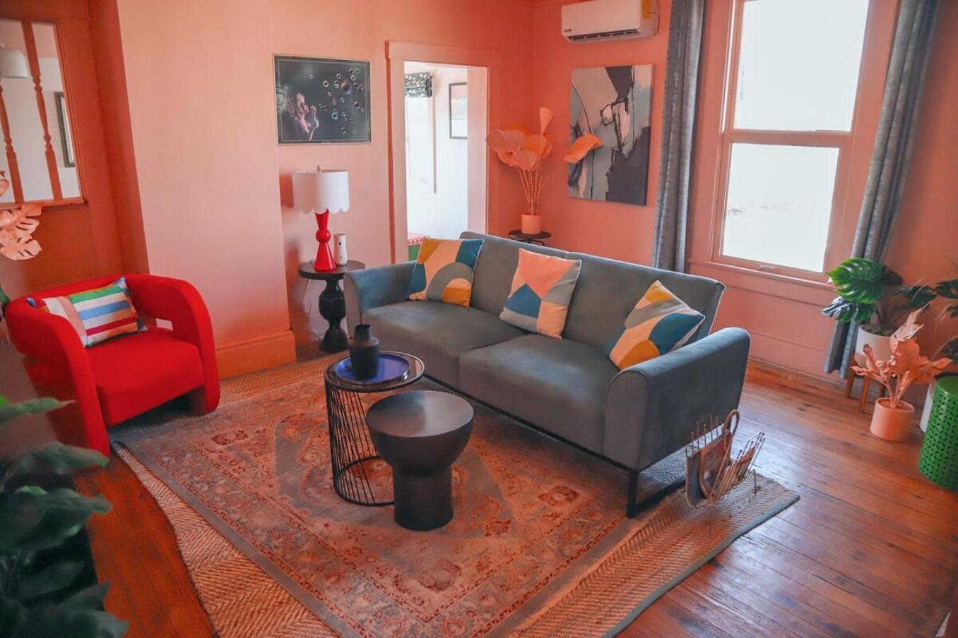 Apartment photo 1
