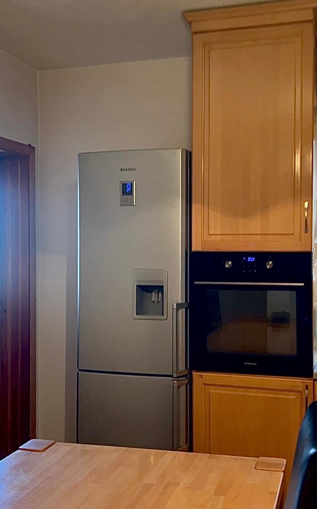 Three-Bedroom Apartment photo 2