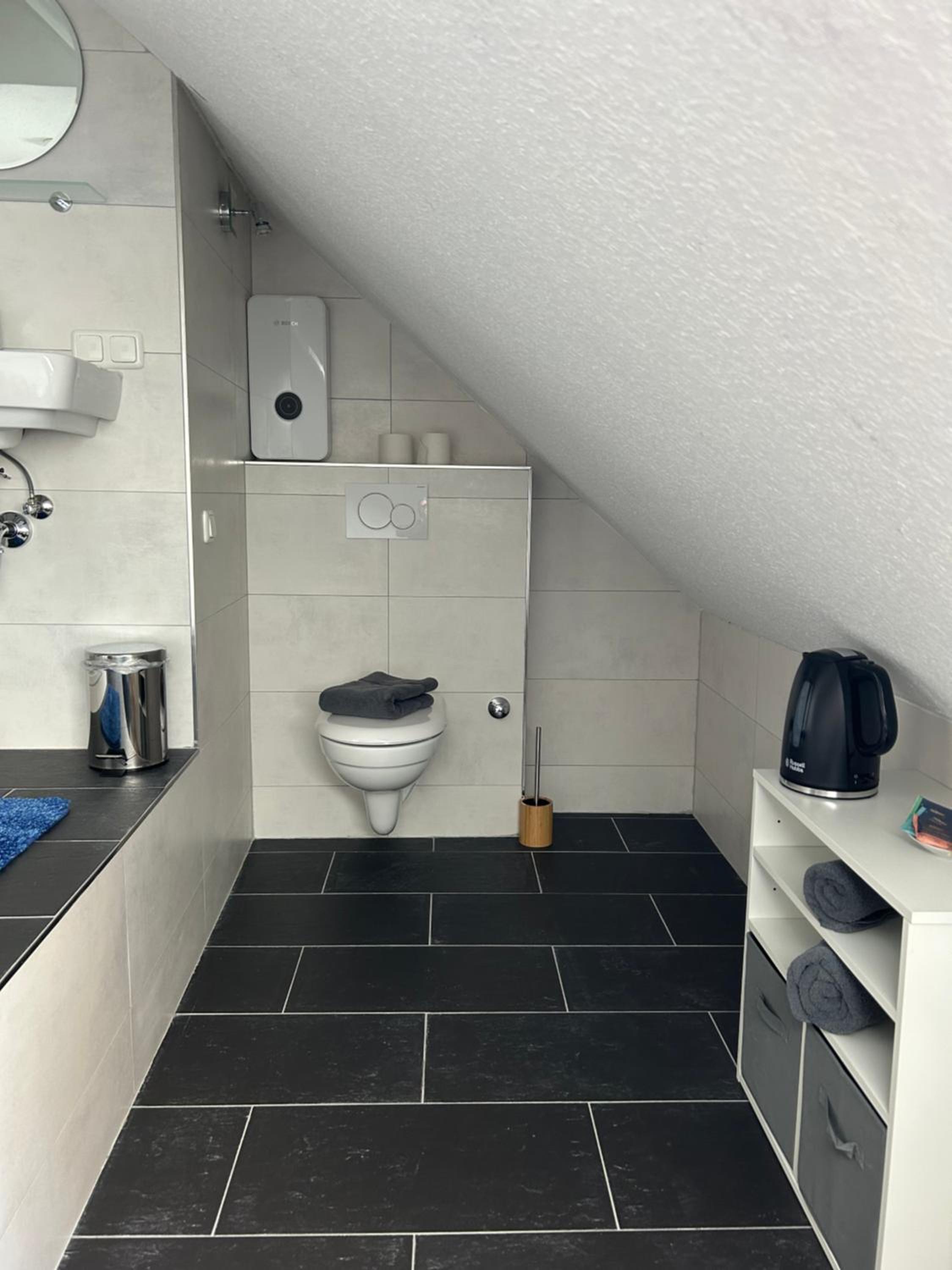 Small Single Room