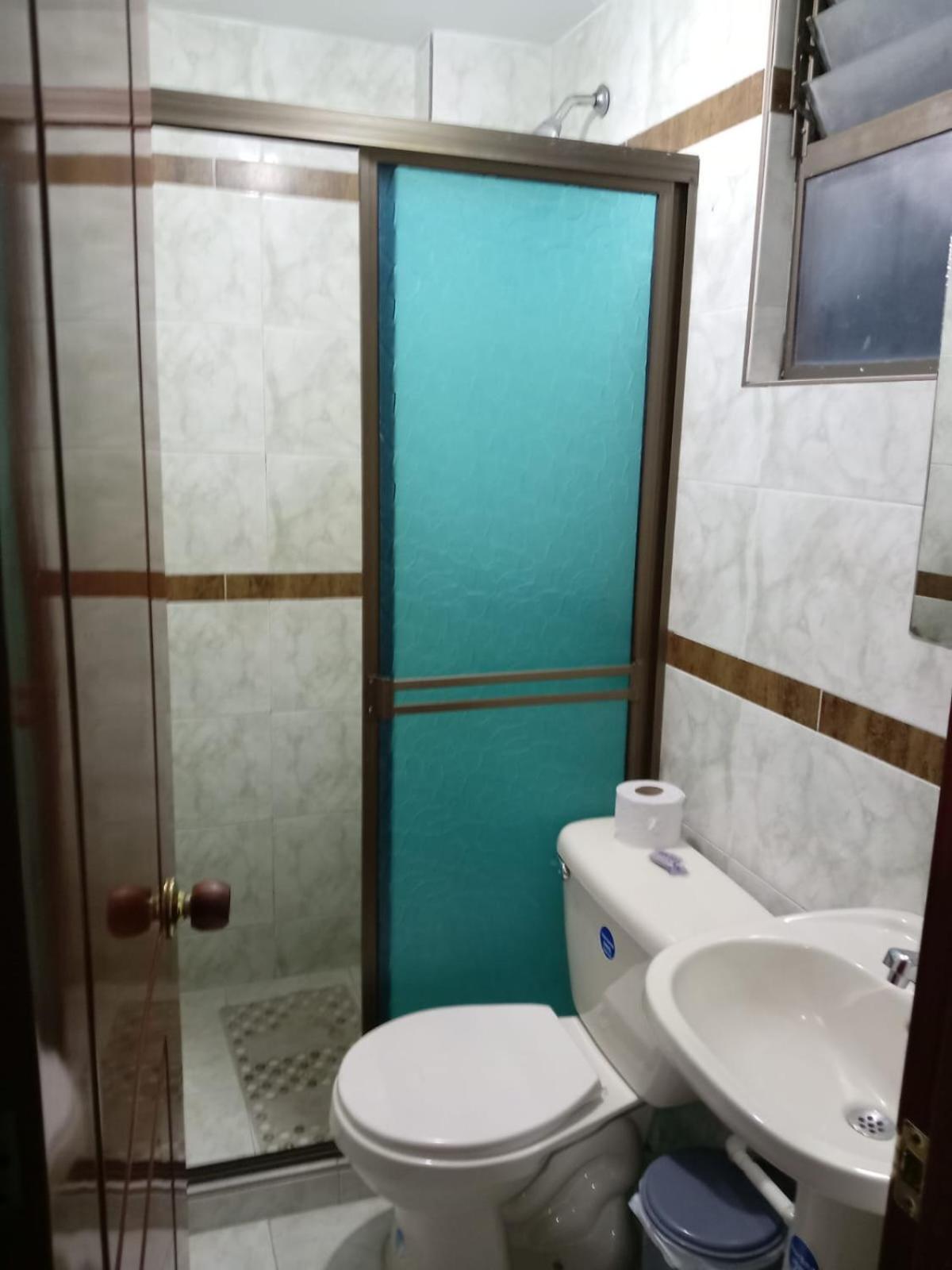 Family Room with Private Bathroom photo 3