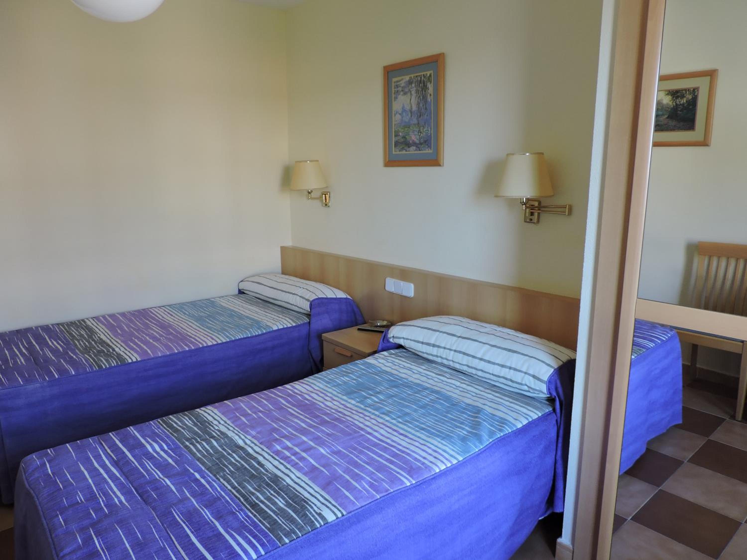 Habitación Doble con Baño Privado