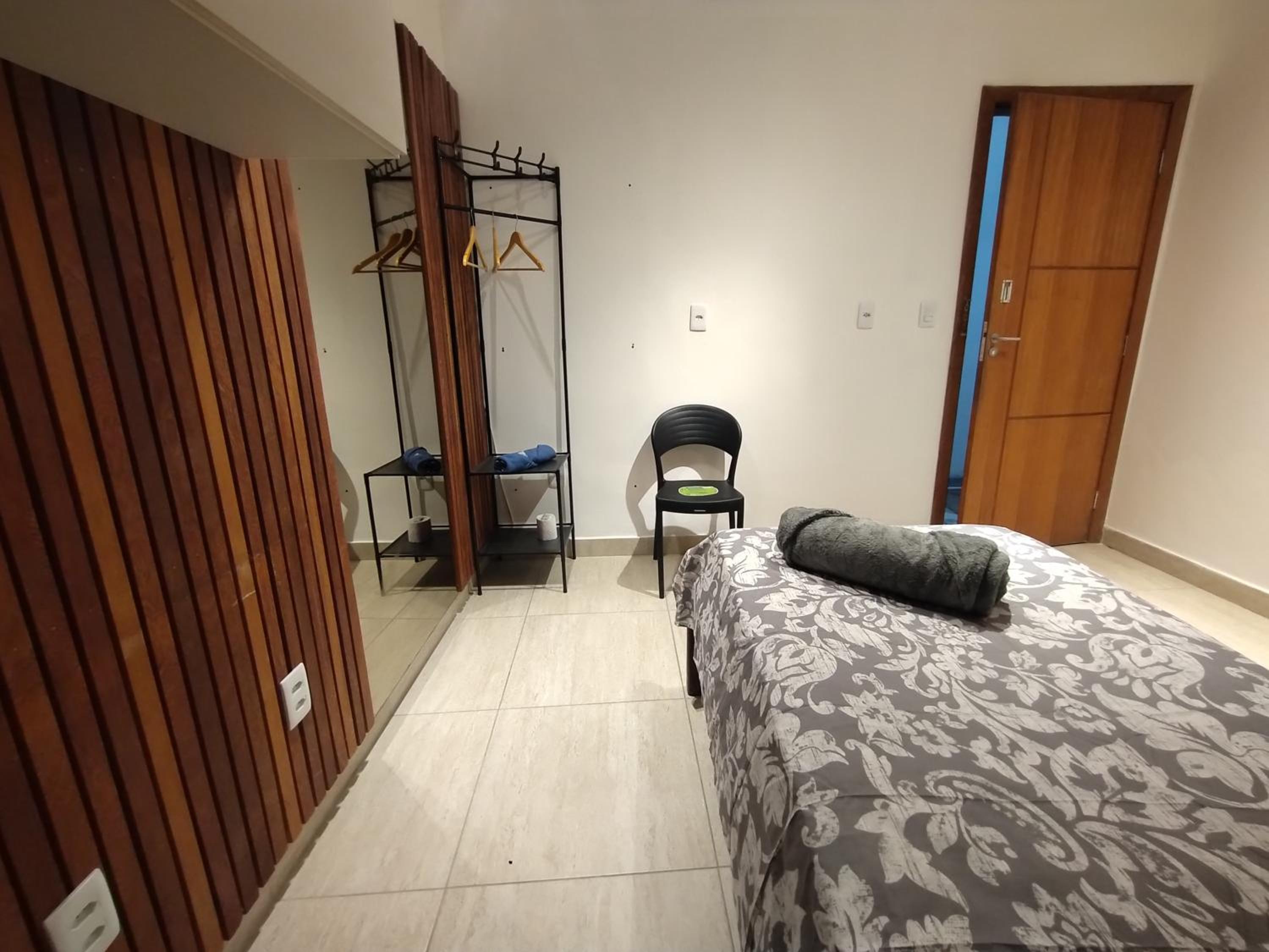 Single Room With Shared Bathroom photo 2