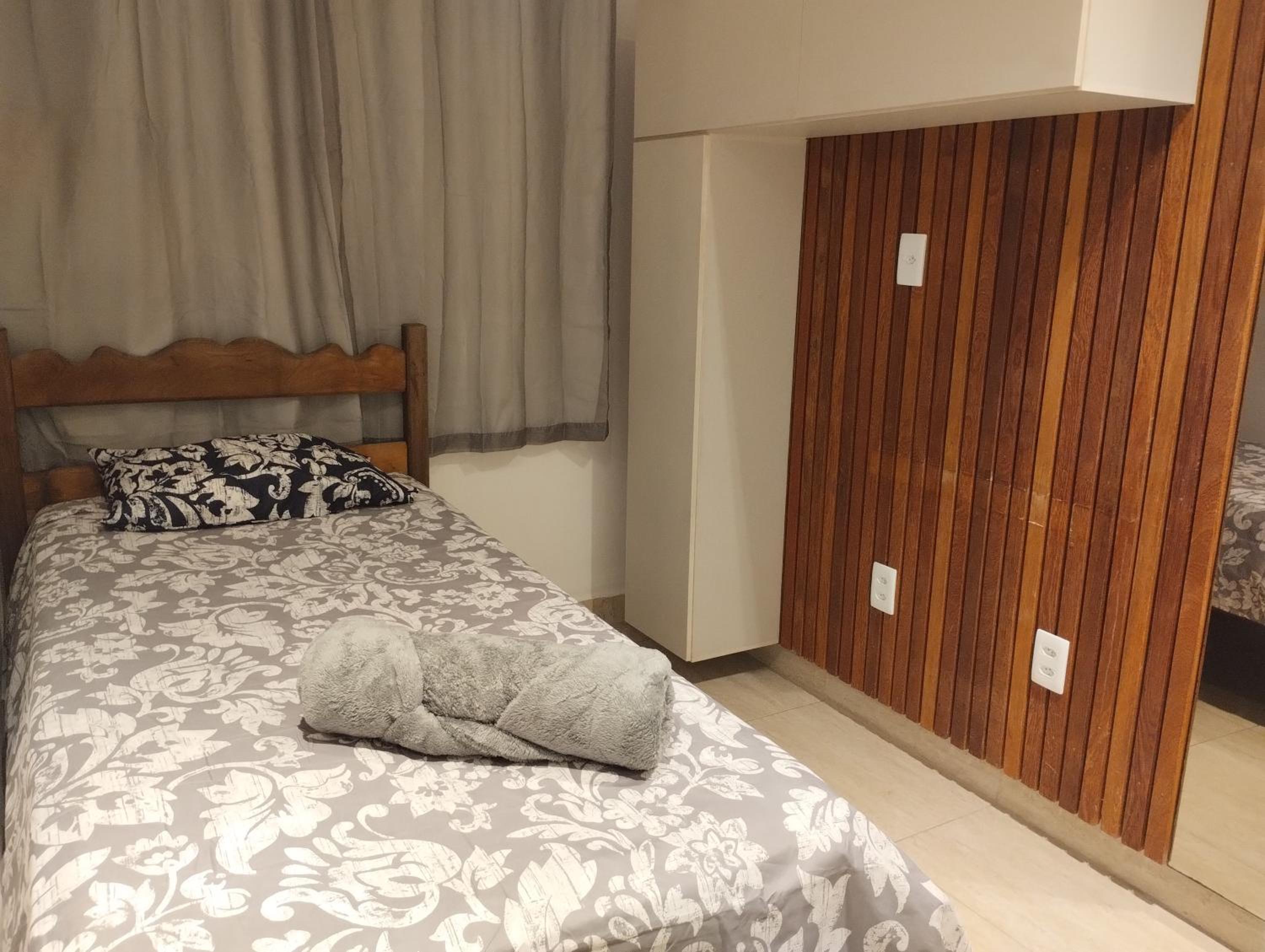 Single Room With Shared Bathroom photo 1