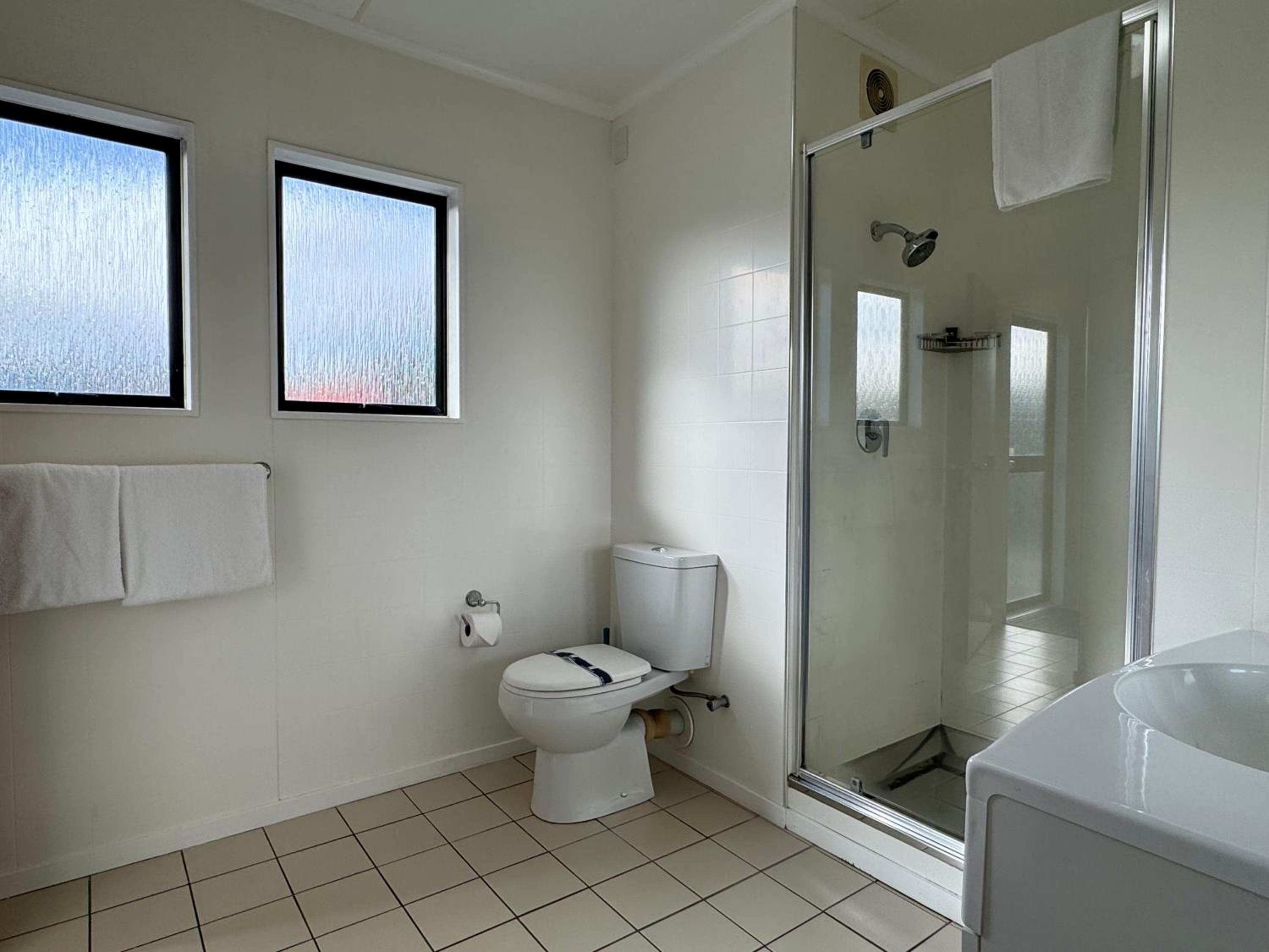Two-Bedroom Apartment - Photo 7