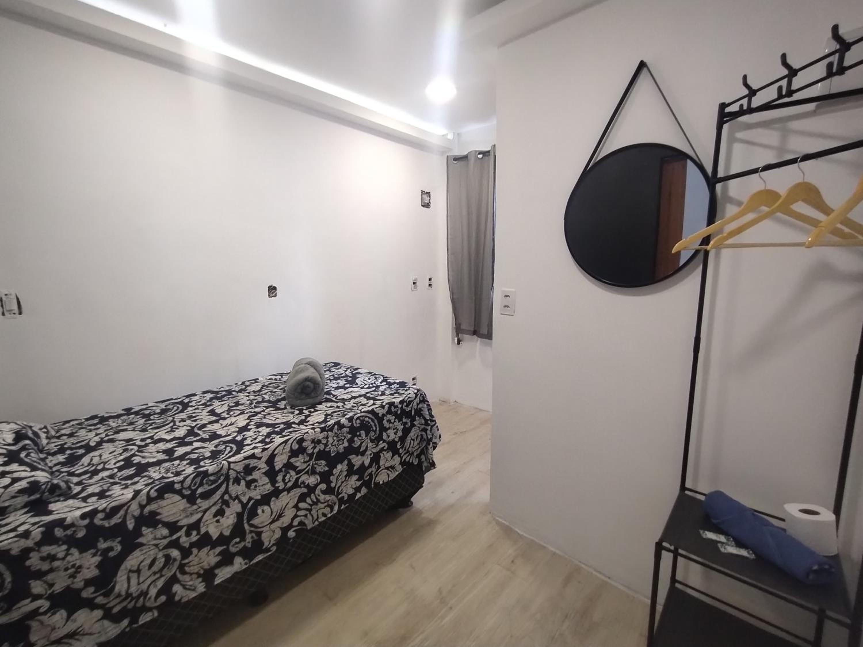 Single Room With Shared Bathroom photo 1