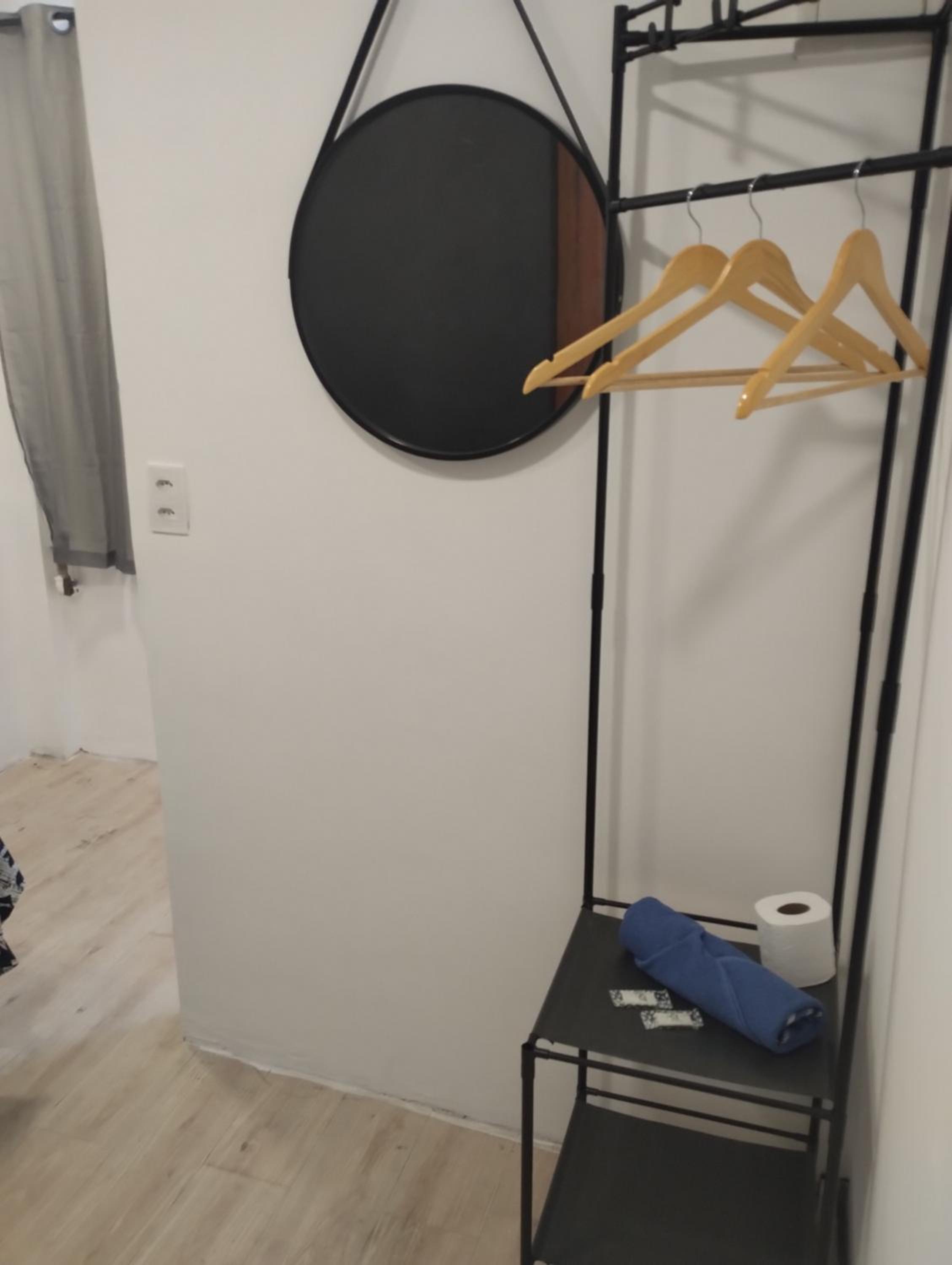 Single Room With Shared Bathroom photo 2