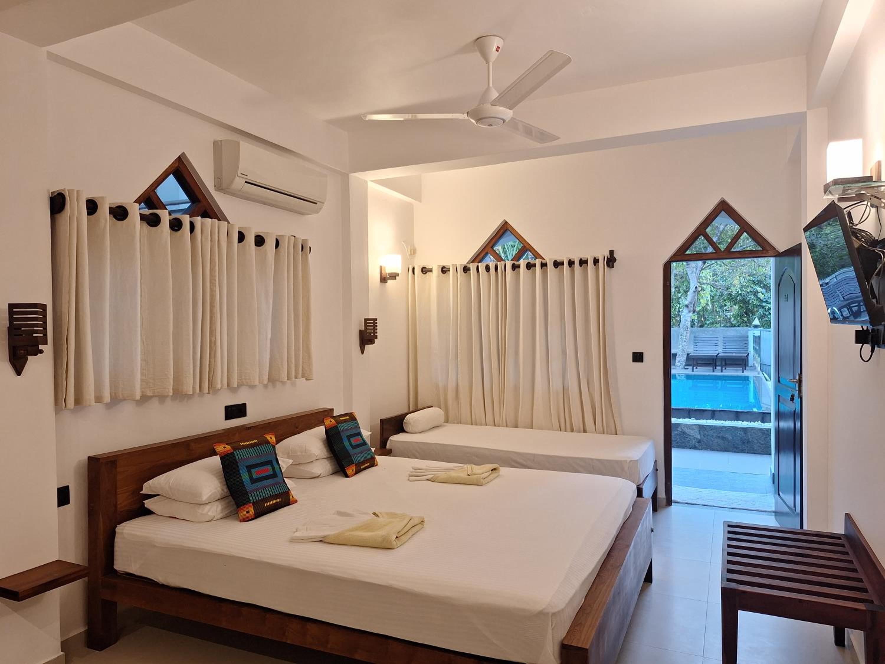 Deluxe Double or Twin Room