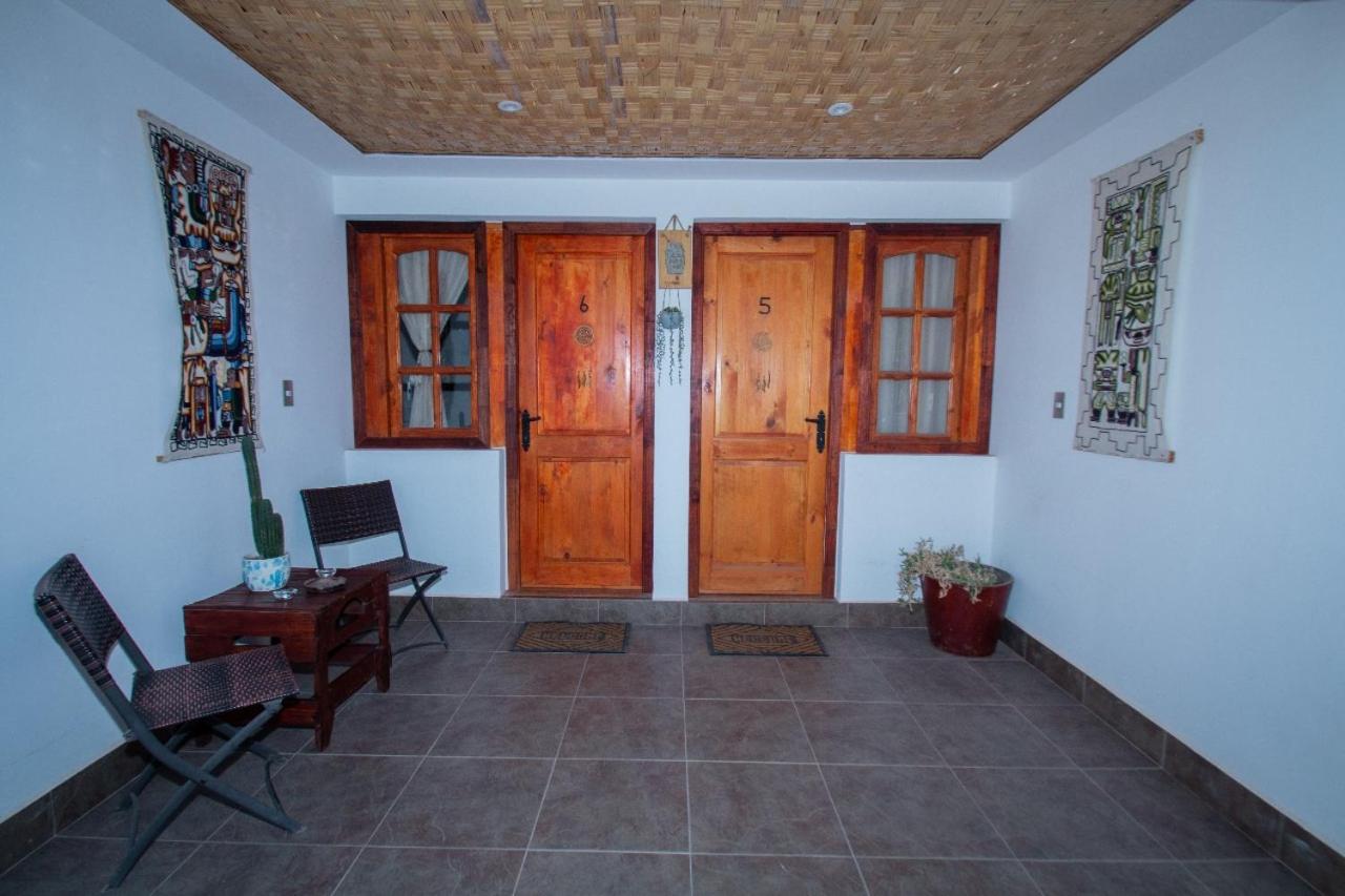 Twin Room with Private Bathroom photo 2