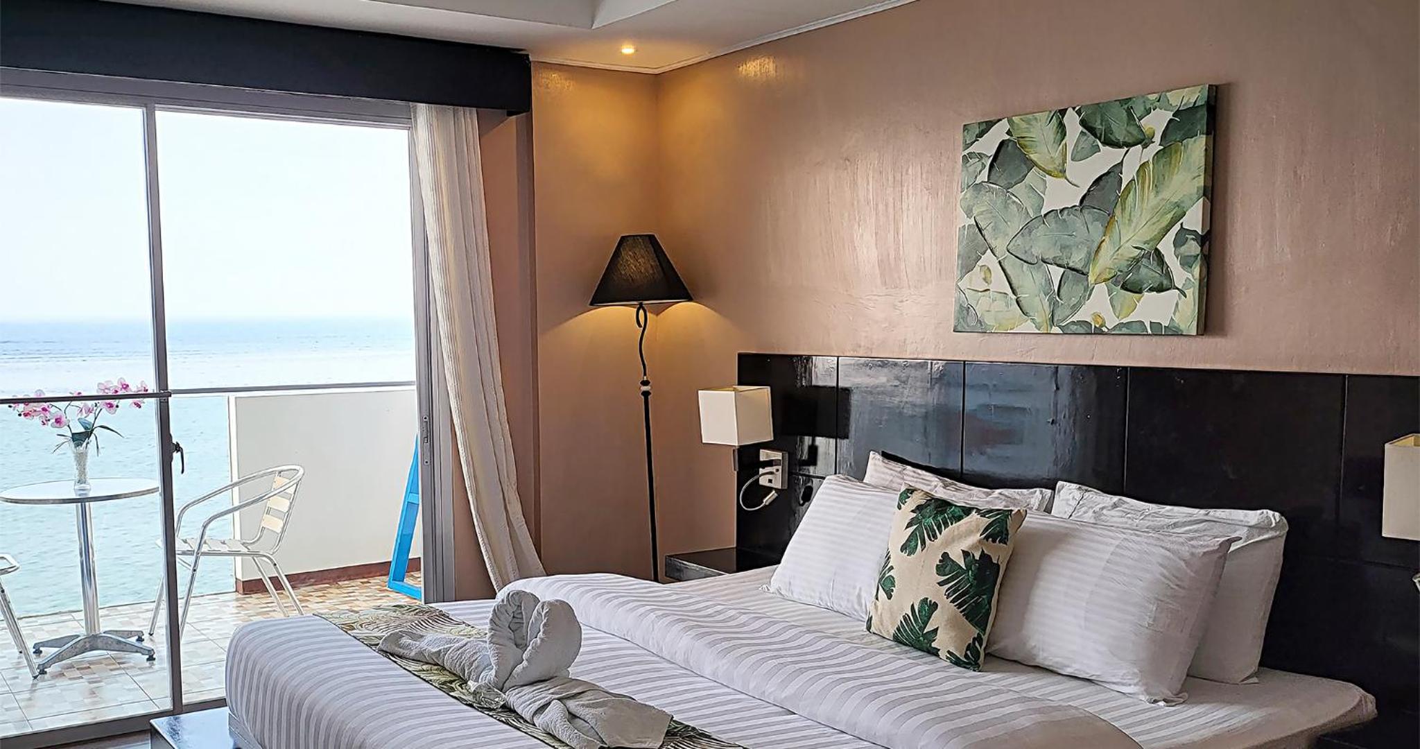 King Suite with Sea View - Photo 2