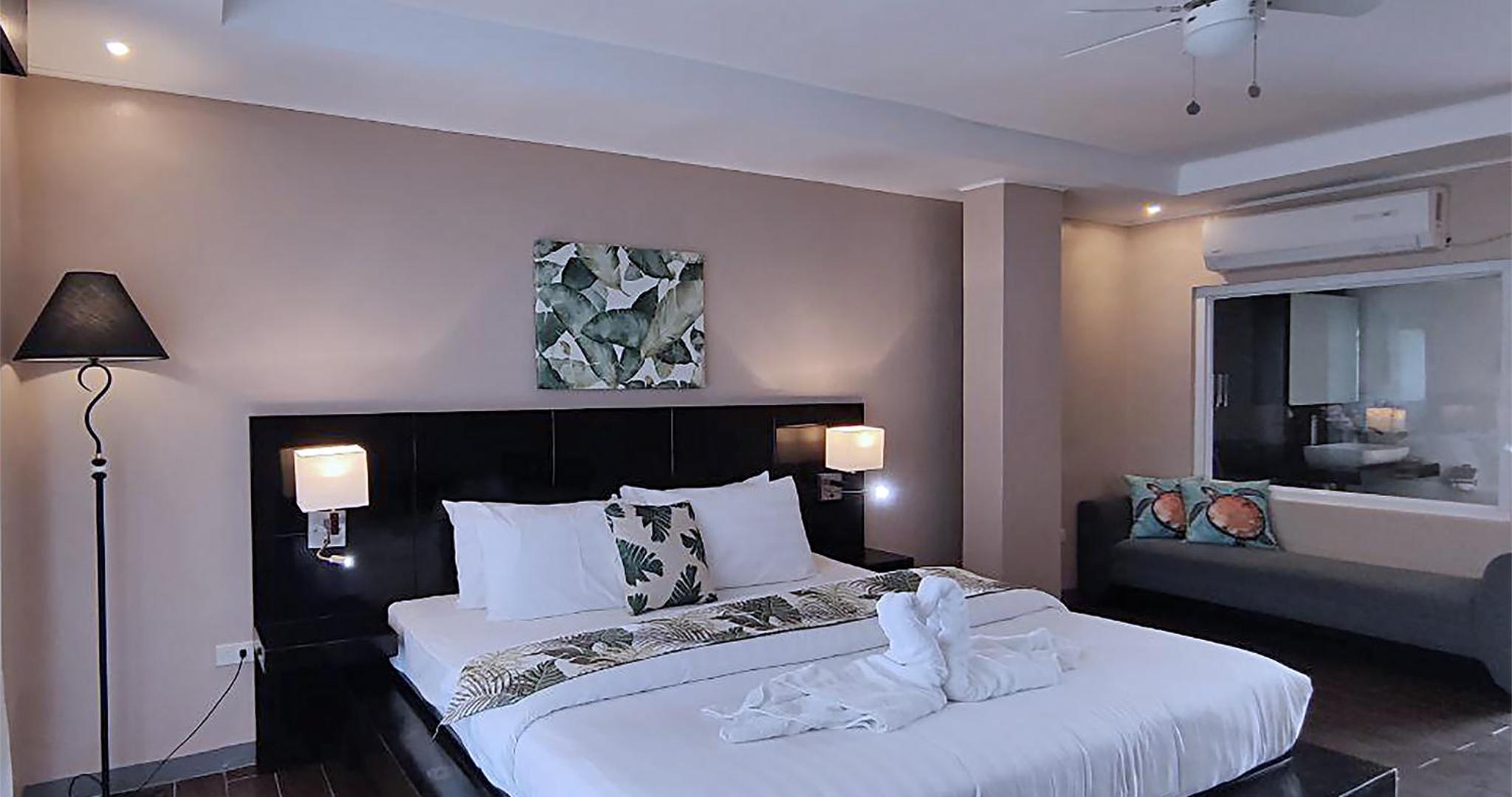 King Suite with Sea View - Photo 5