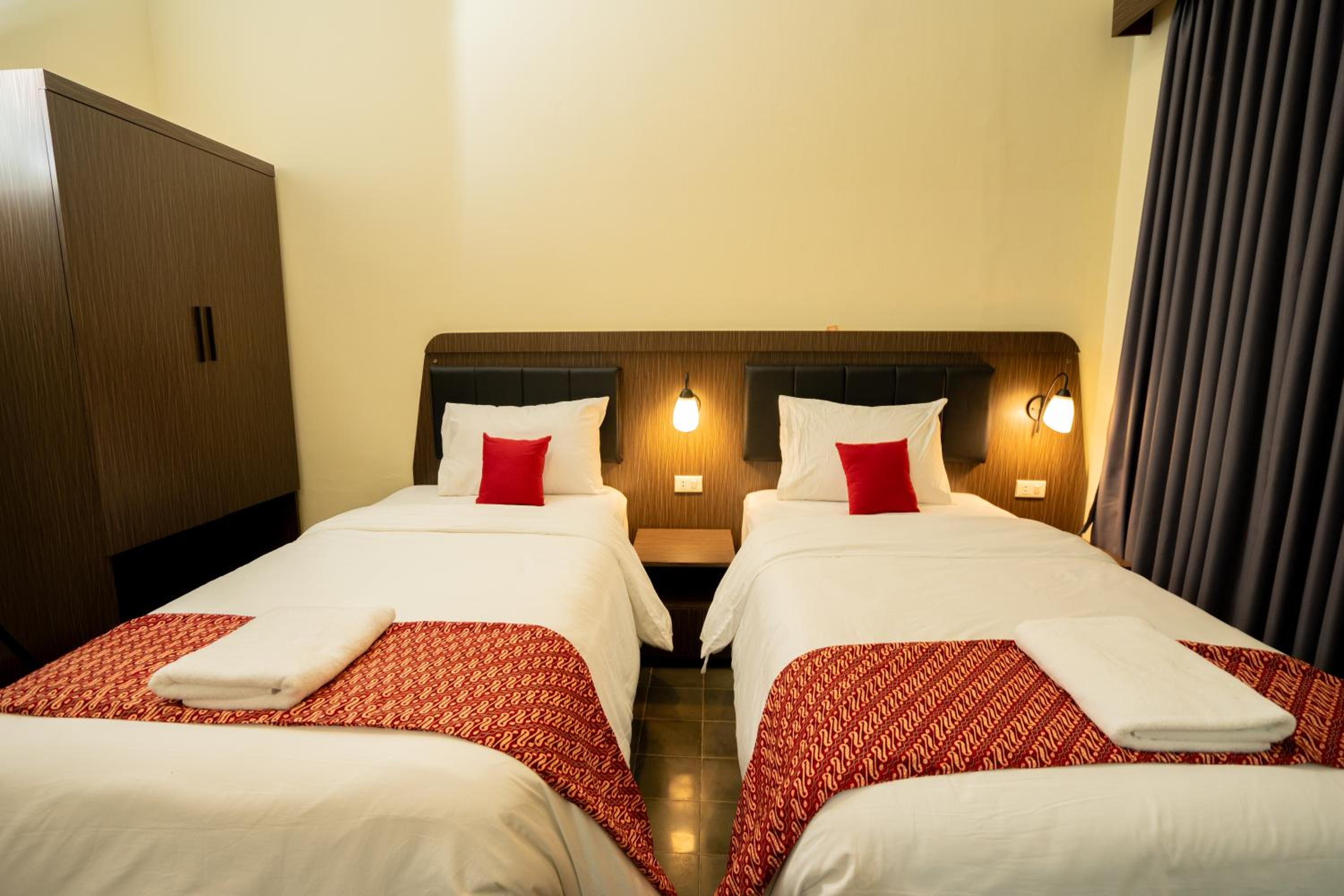 Superior Twin Room - Photo 1