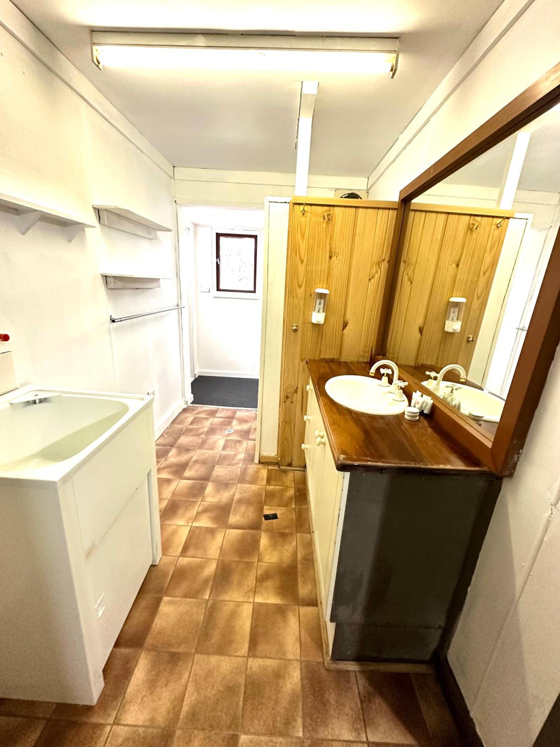 Riverside Cabin with Kitchenette and Private Bathroom photo 2