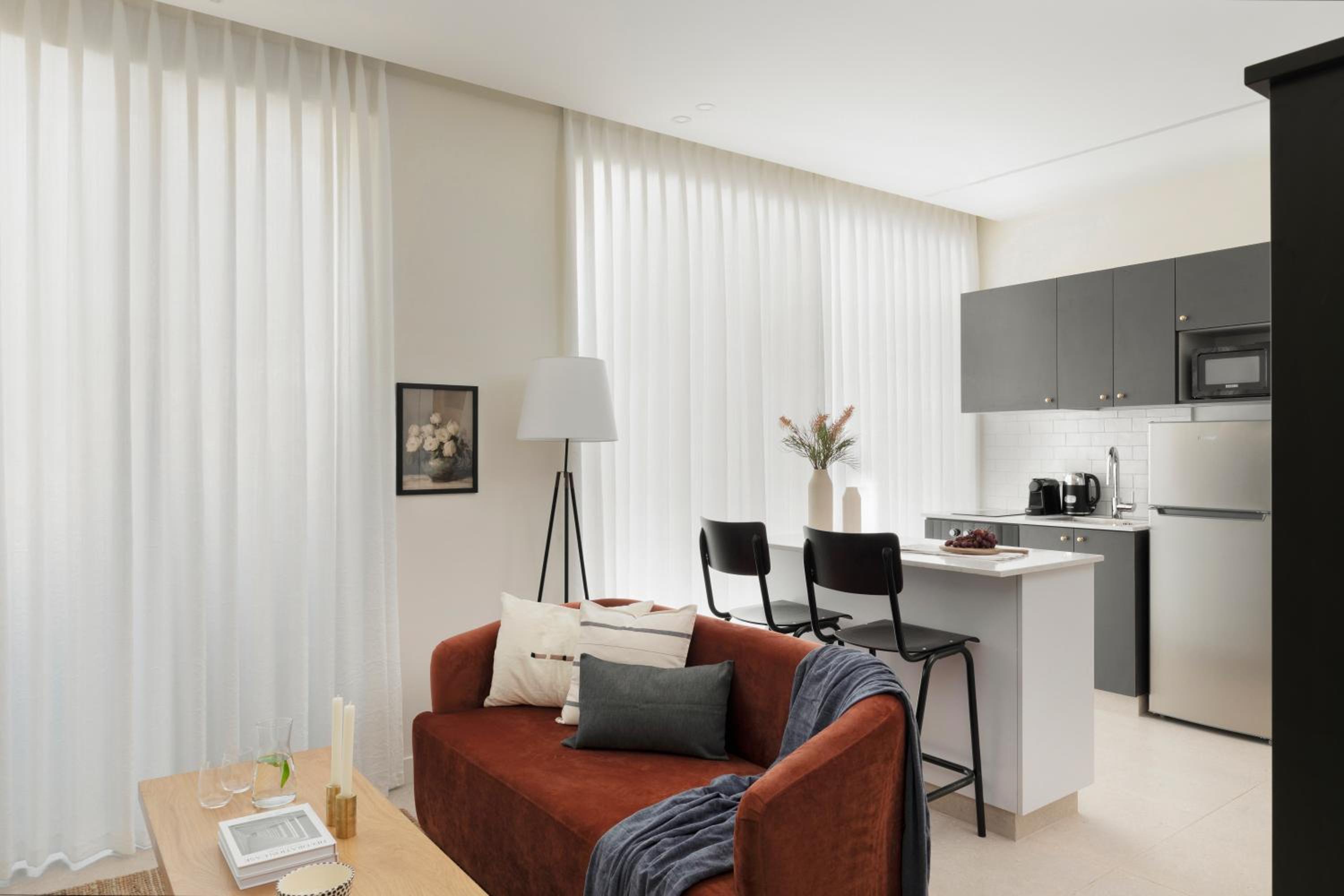 Apartment - Ground Floor photo 3