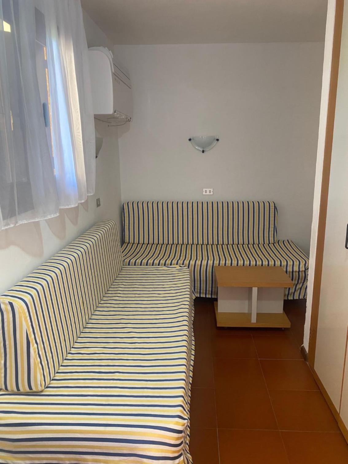 Deluxe Double or Twin Room with Sea View photo 3