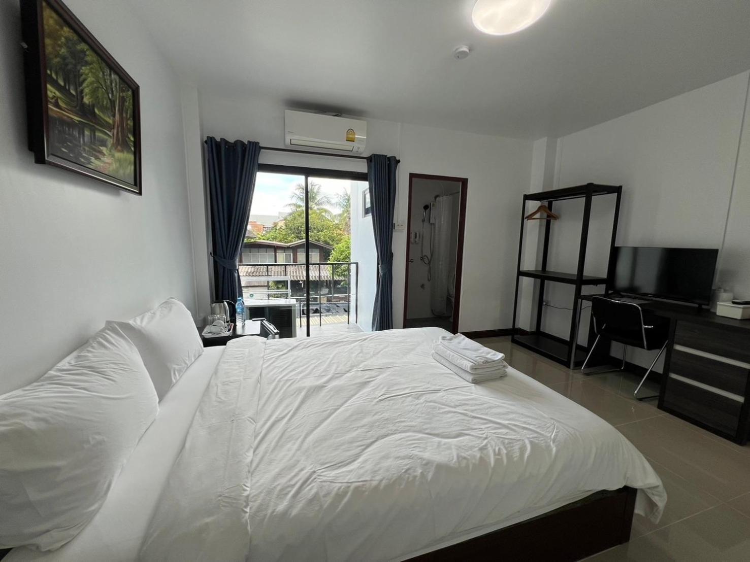 Single Room with Bathroom
