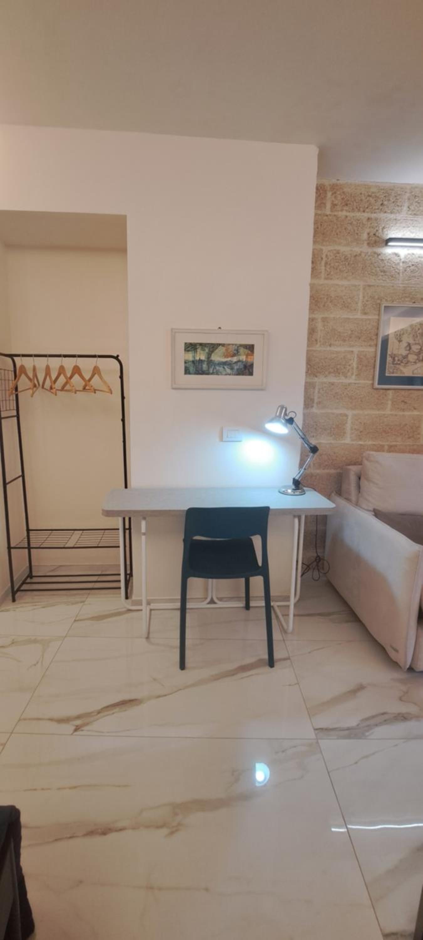 Studio Apartment photo 3