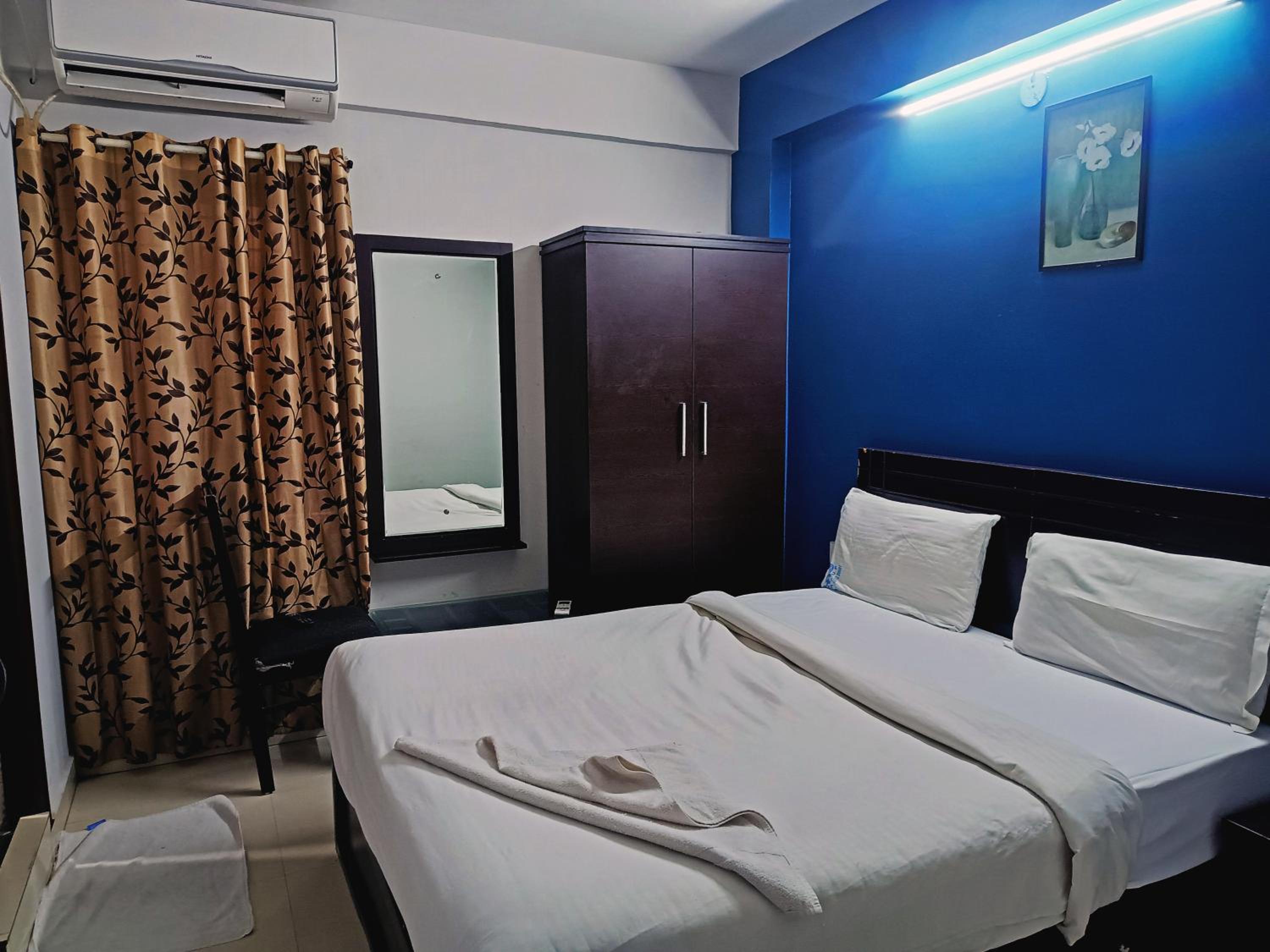 Deluxe Double Room - Photo 6